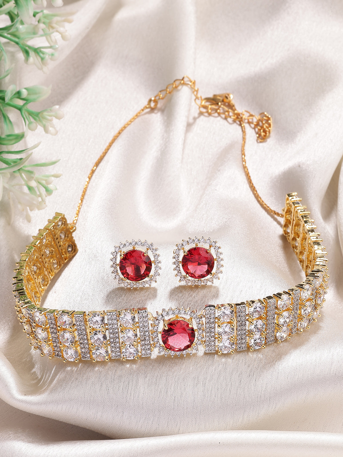 Sukkhi Radiant Red Gold Plated Cubic Zirconia Studded Brass Choker Necklace with Studs Earrings Jewellery Set for Women|Latest Stylish Gifts for All Occasions|NS116076