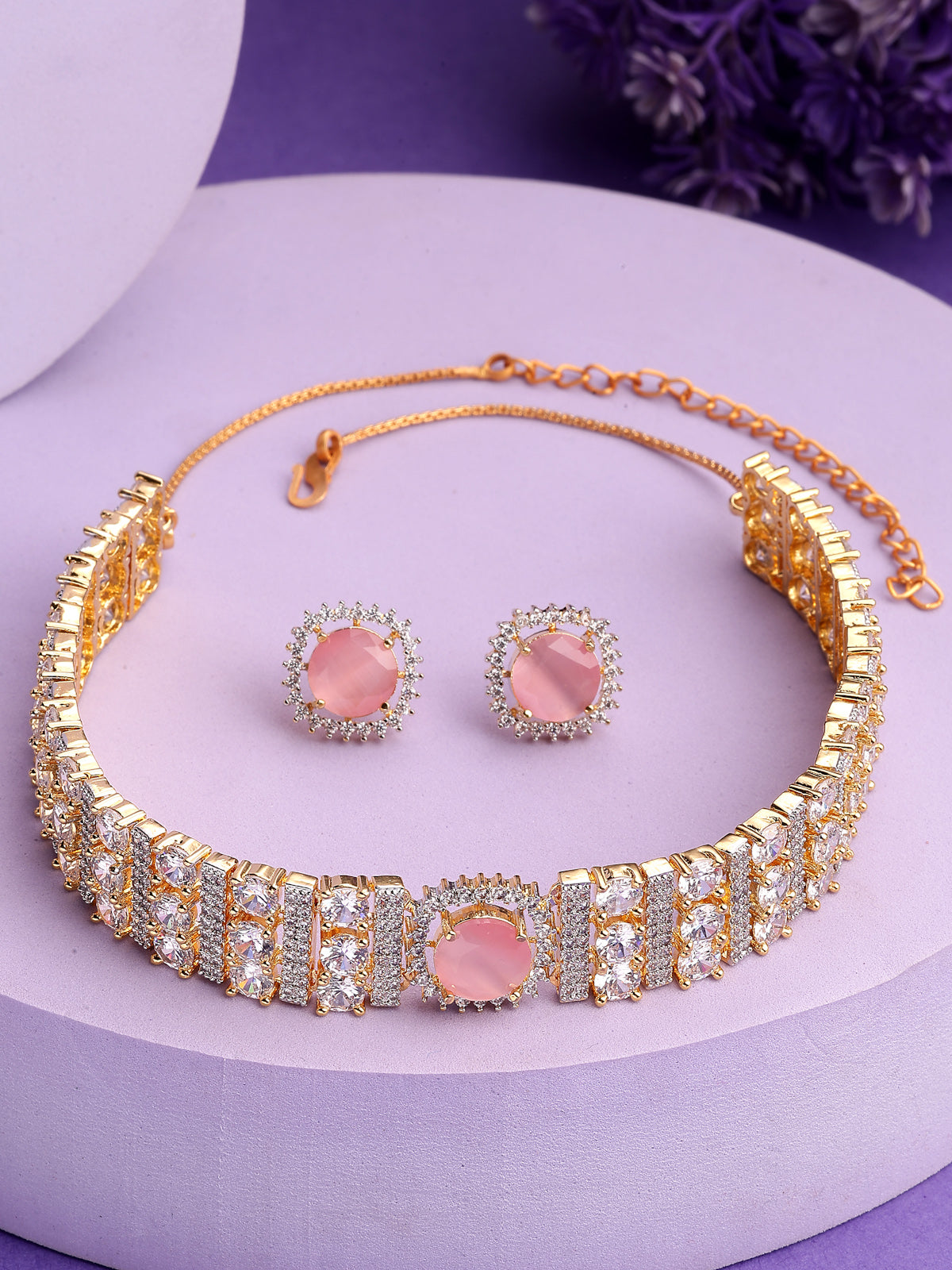 Sukkhi Attractive Pink Gold Plated Cubic Zirconia Studded Brass Choker Necklace with Studs Earrings Jewellery Set for Women|Latest Stylish Gifts for All Occasions|NS116077