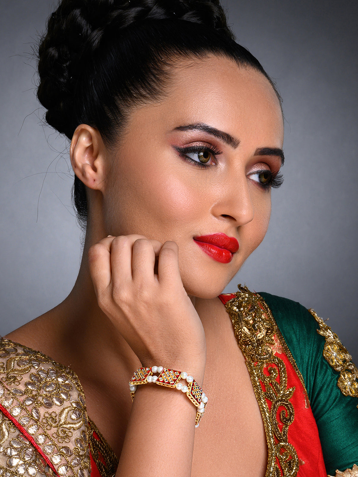Sukkhi Modish Pearl Gold Plated Meenakari Bracelet for Women SKR85614