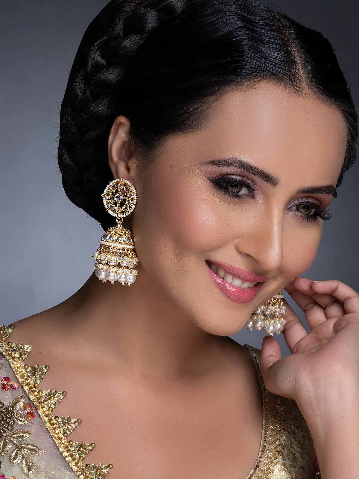 Sukkhi Delicate Kundan Gold Plated Pearl Jumki Earring Set for Women SKR85640