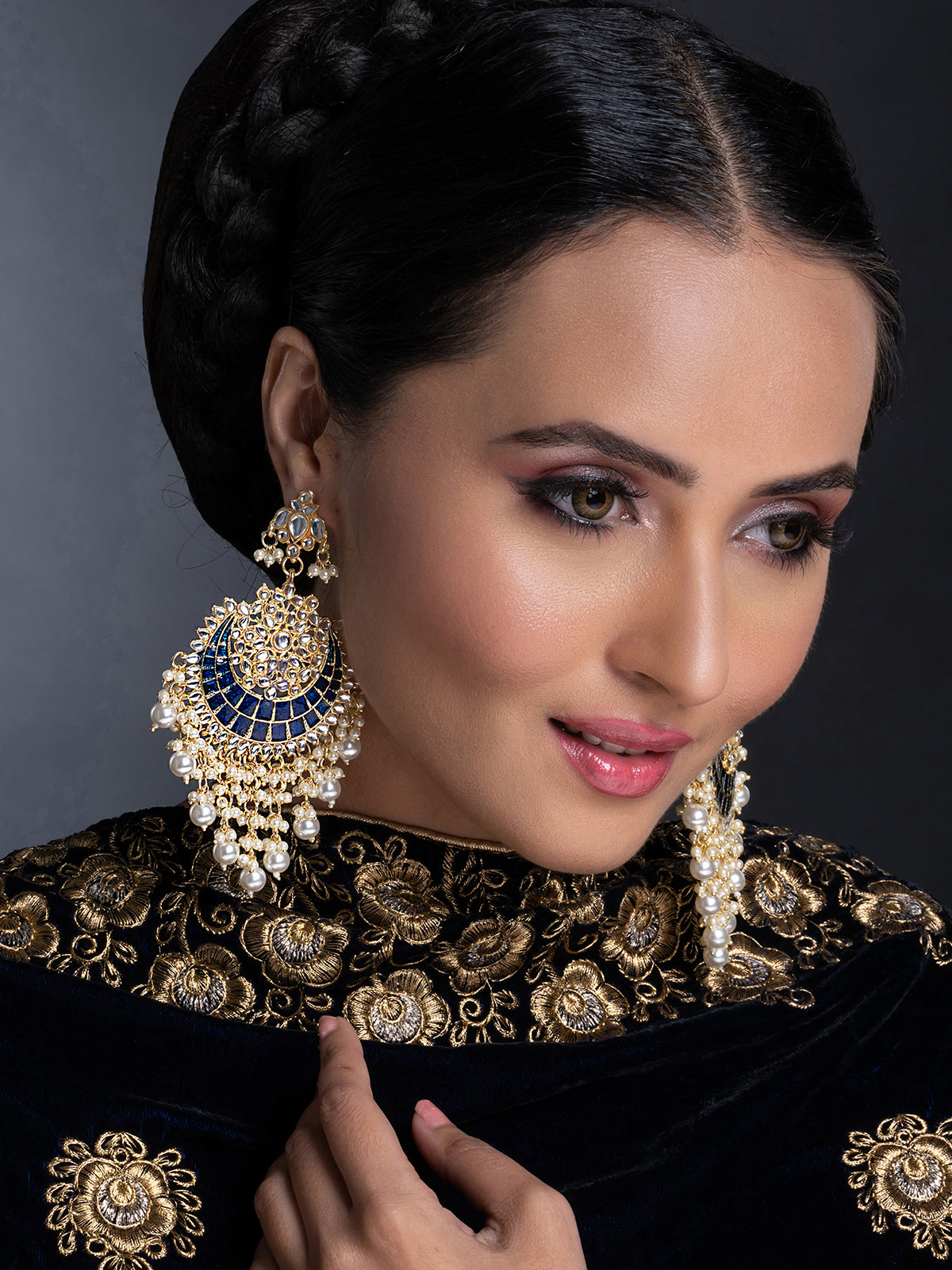 Sukkhi Exclusive Pearl Gold Plated Kundan Meenakari Earring Set for Women SKR85659