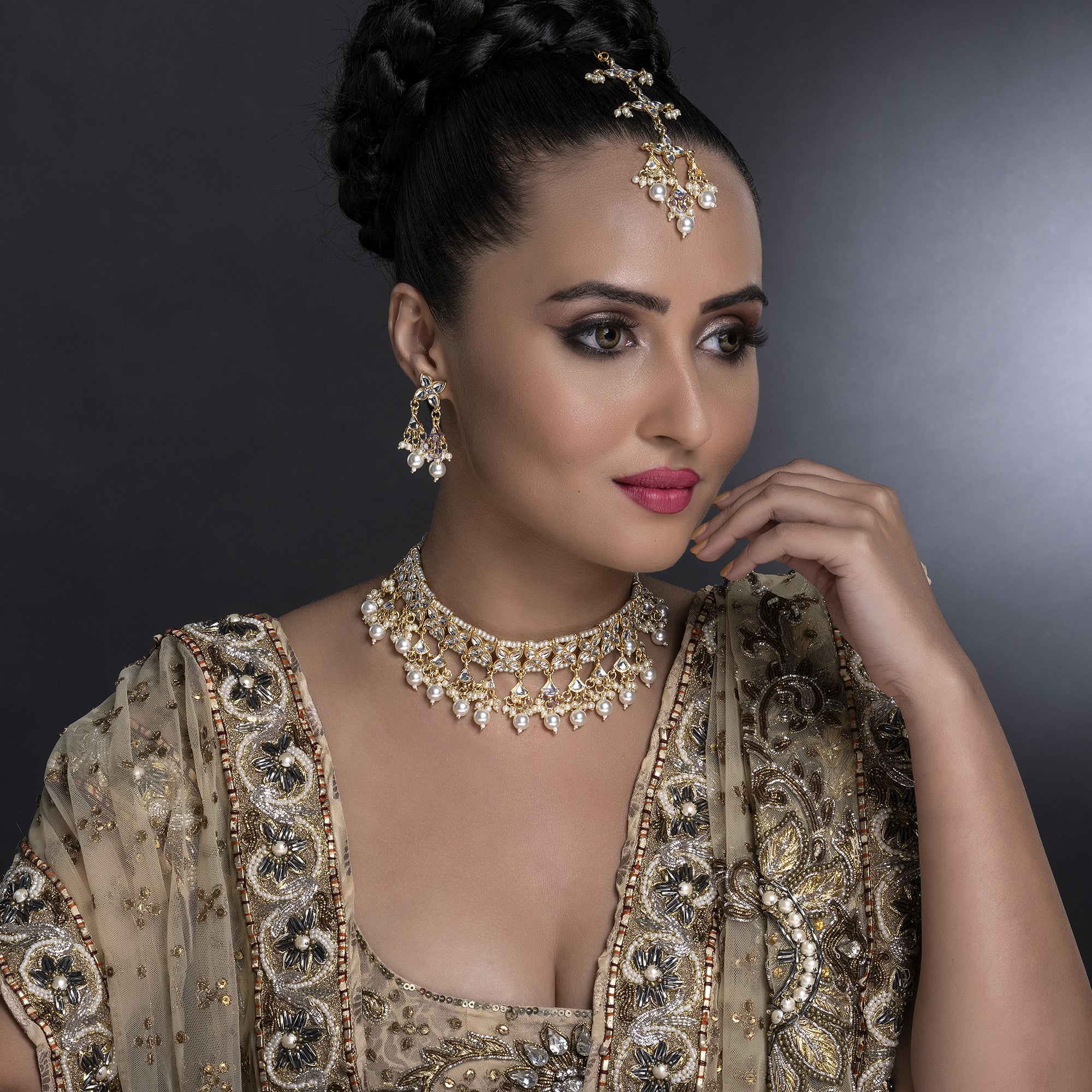 Sukkhi Youthful Kundan Gold Plated Pearl Choker Necklace Set for Women SKR85687