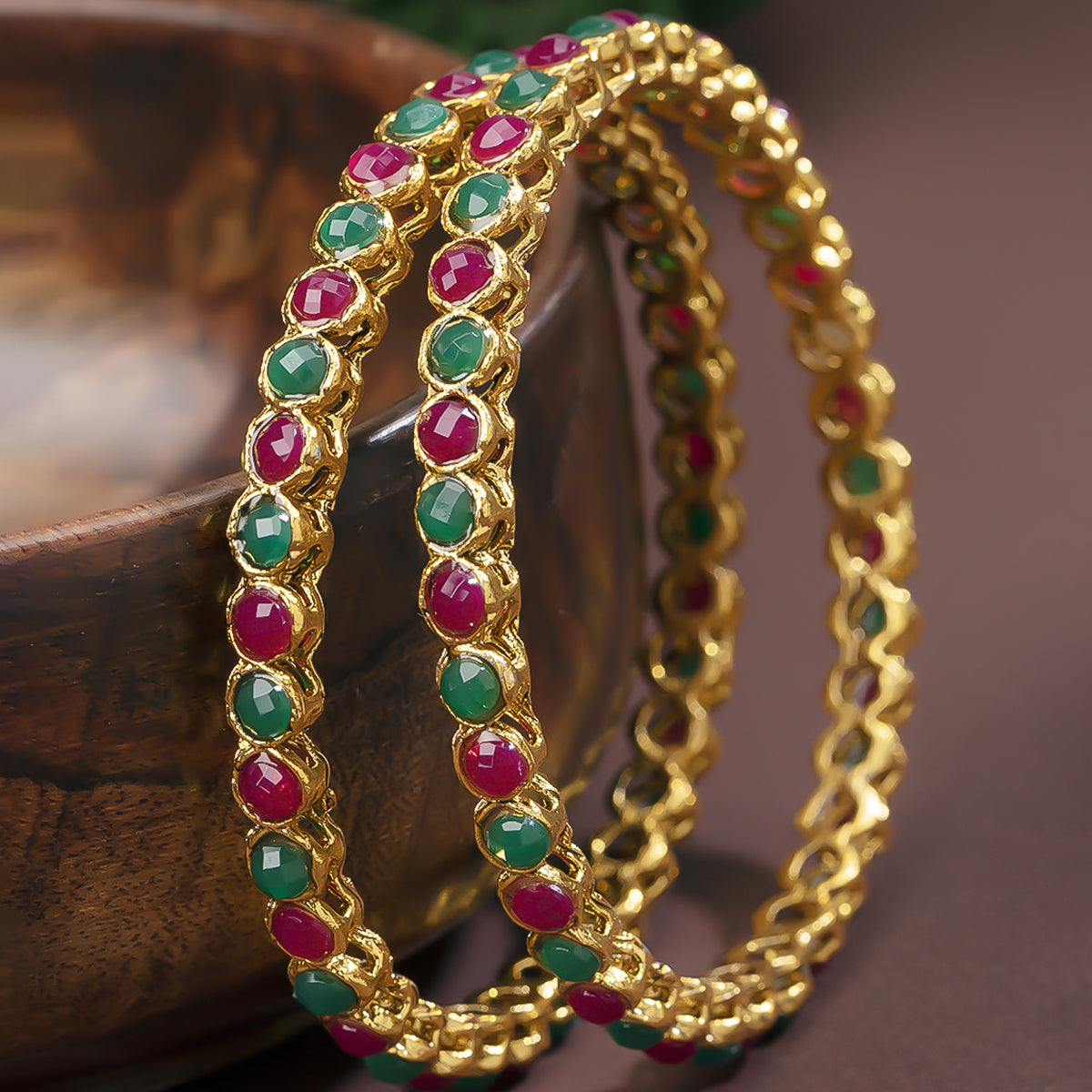Sukkhi Pretty Kempu Stone Gold Plated (Set of 2) Bangle For Women (B100500_2.6)
