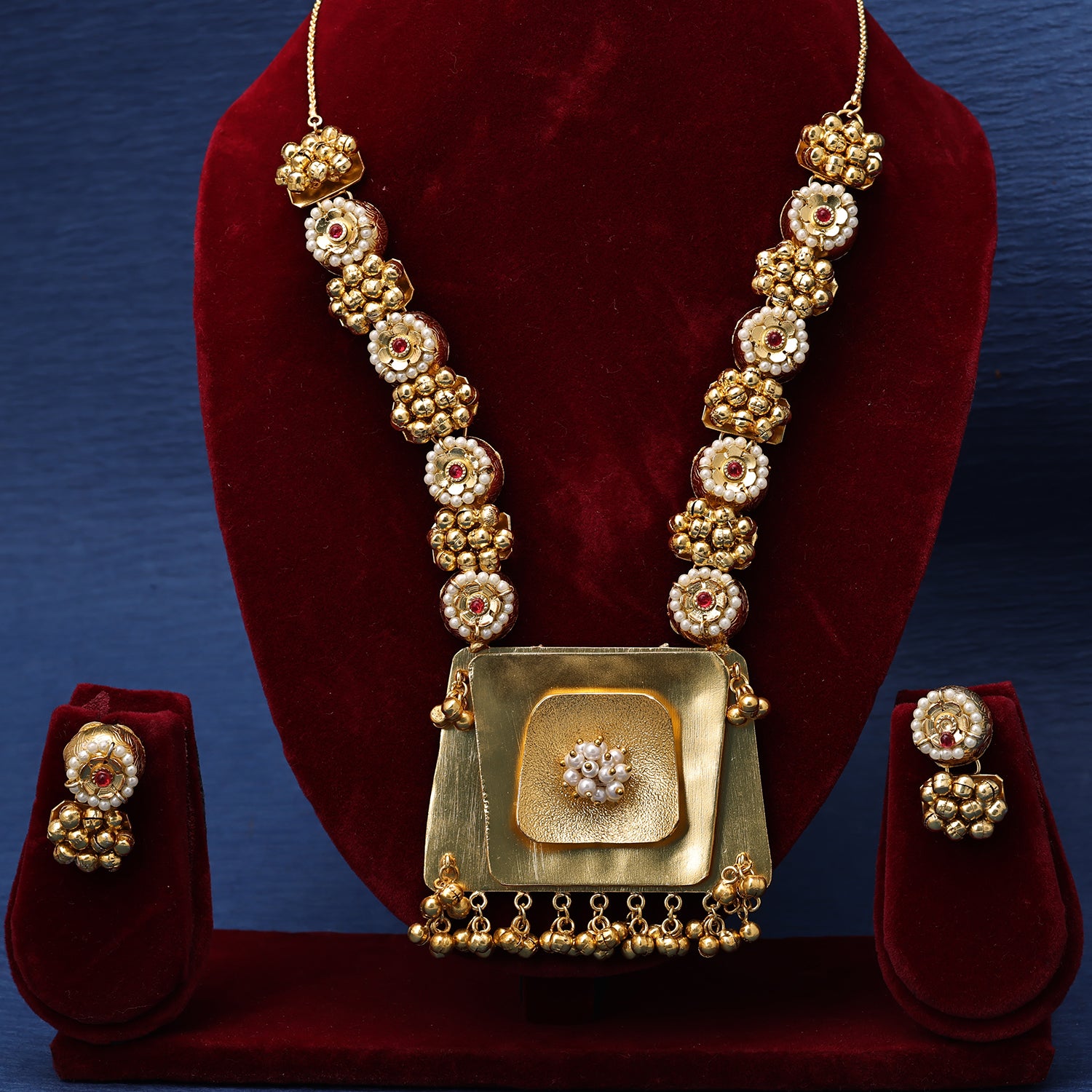 Sukkhi Charismatic Gold Plated Pearl Golden Necklace Set for Women