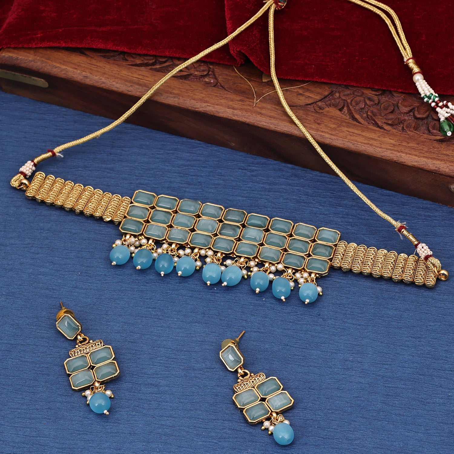 Sukkhi Sexy Gold Plated Pearl Aqua Necklace Set for Women