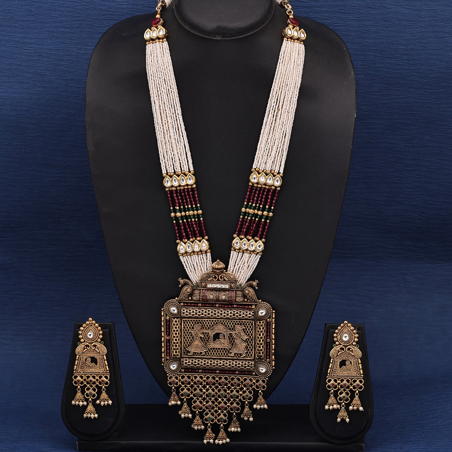 Sukkhi Eye-Catching Gold Plated Kundan & Pearl Golden Necklace Set for Women