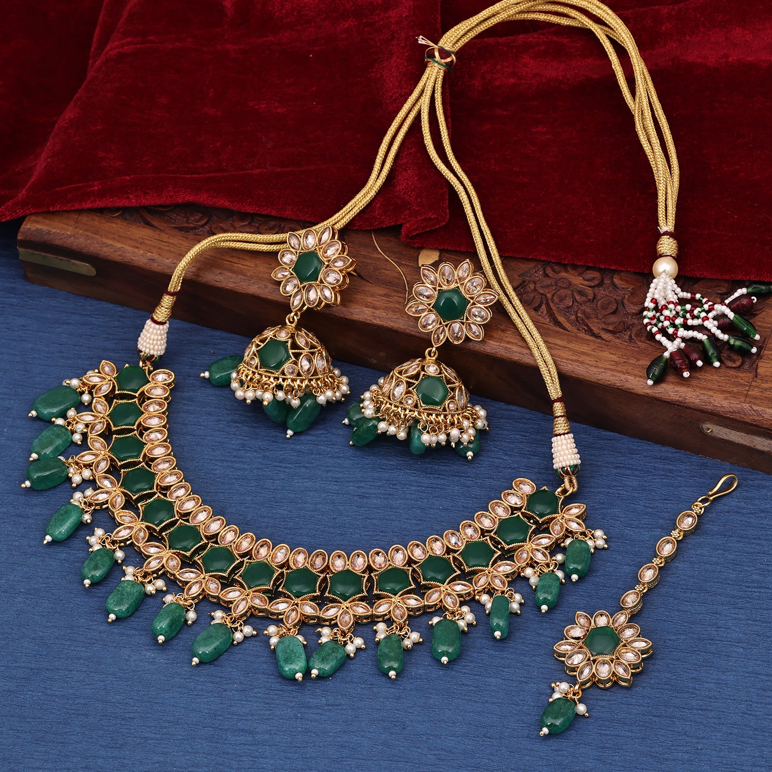Sukkhi Flashy Gold Plated Kundan & Pearl Green Necklace Set for Women