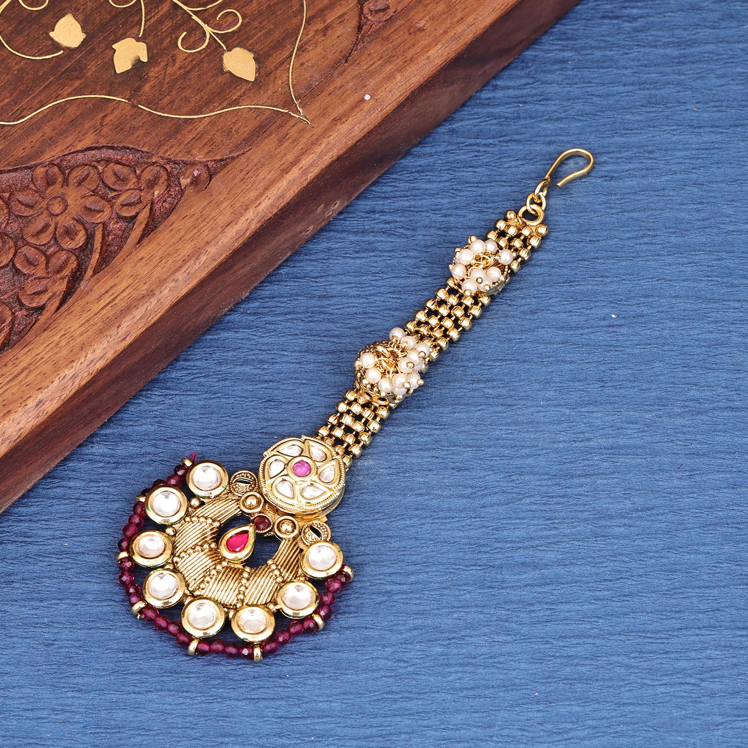 Sukkhi Pleasant Gold Plated Kundan & Pearl Golden Maangtikka for Women