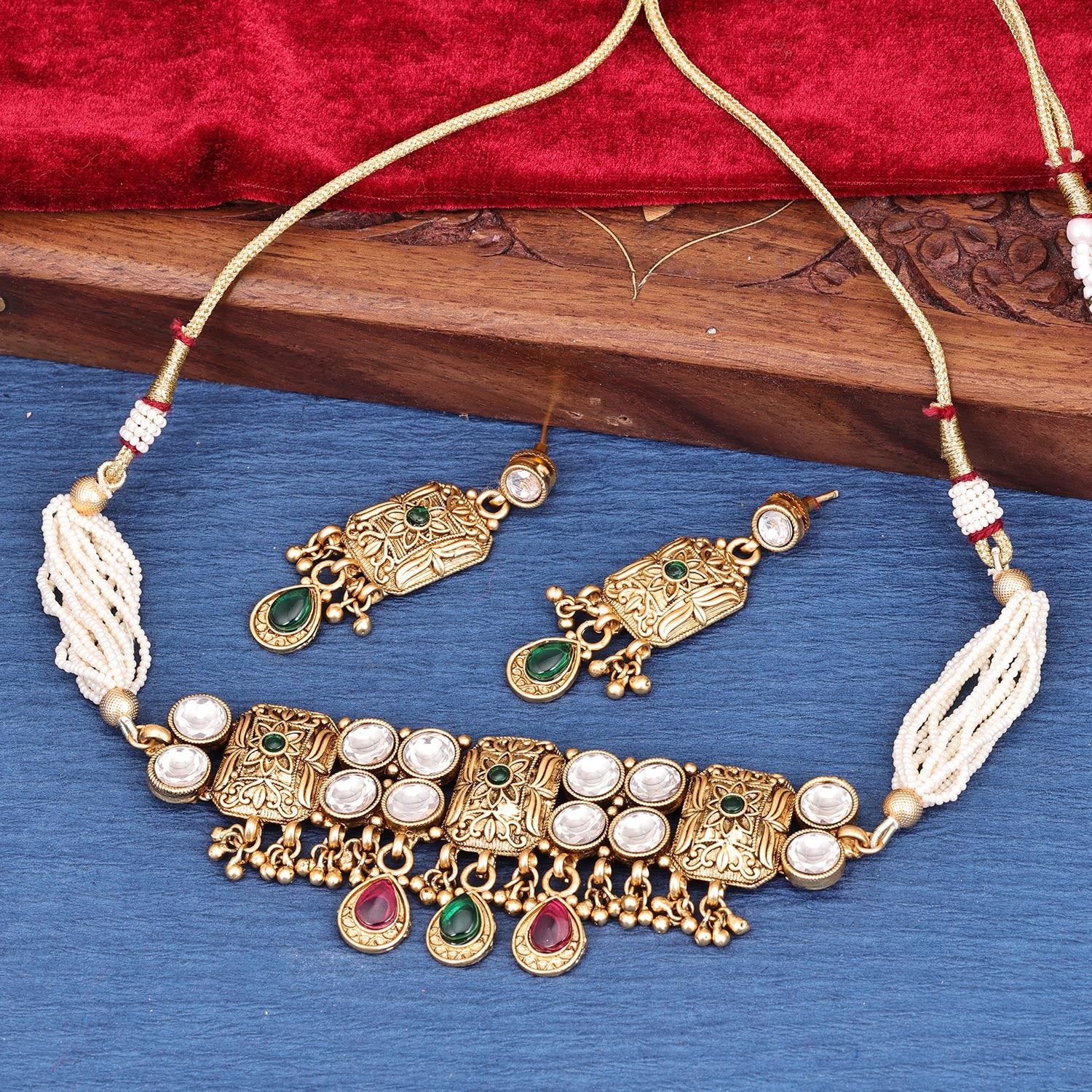 Sukkhi Tantalizing Gold Plated Kundan & Pearl Golden Necklace Set for Women