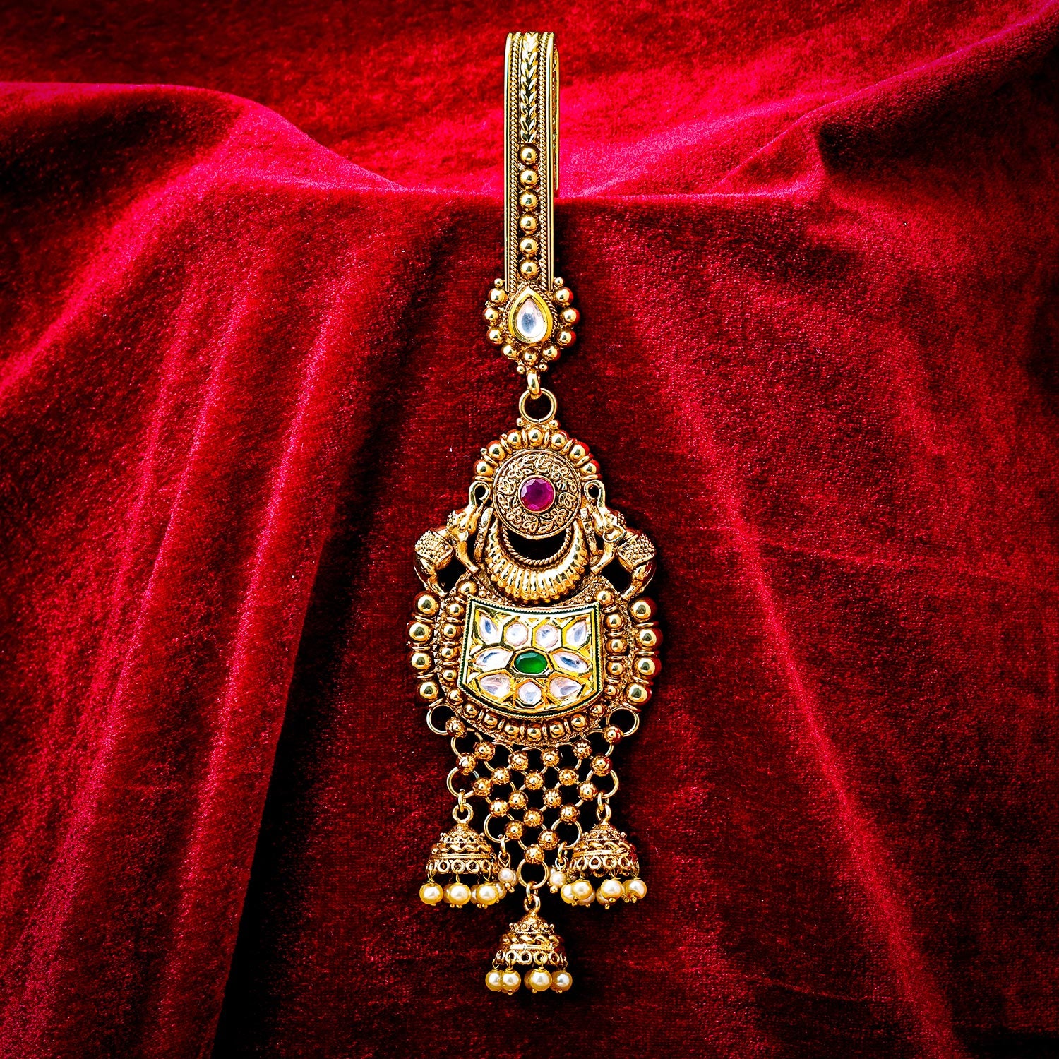Sukkhi Gleaming Golden Gold Plated Kundan & Pearl Chabi Challa for Women
