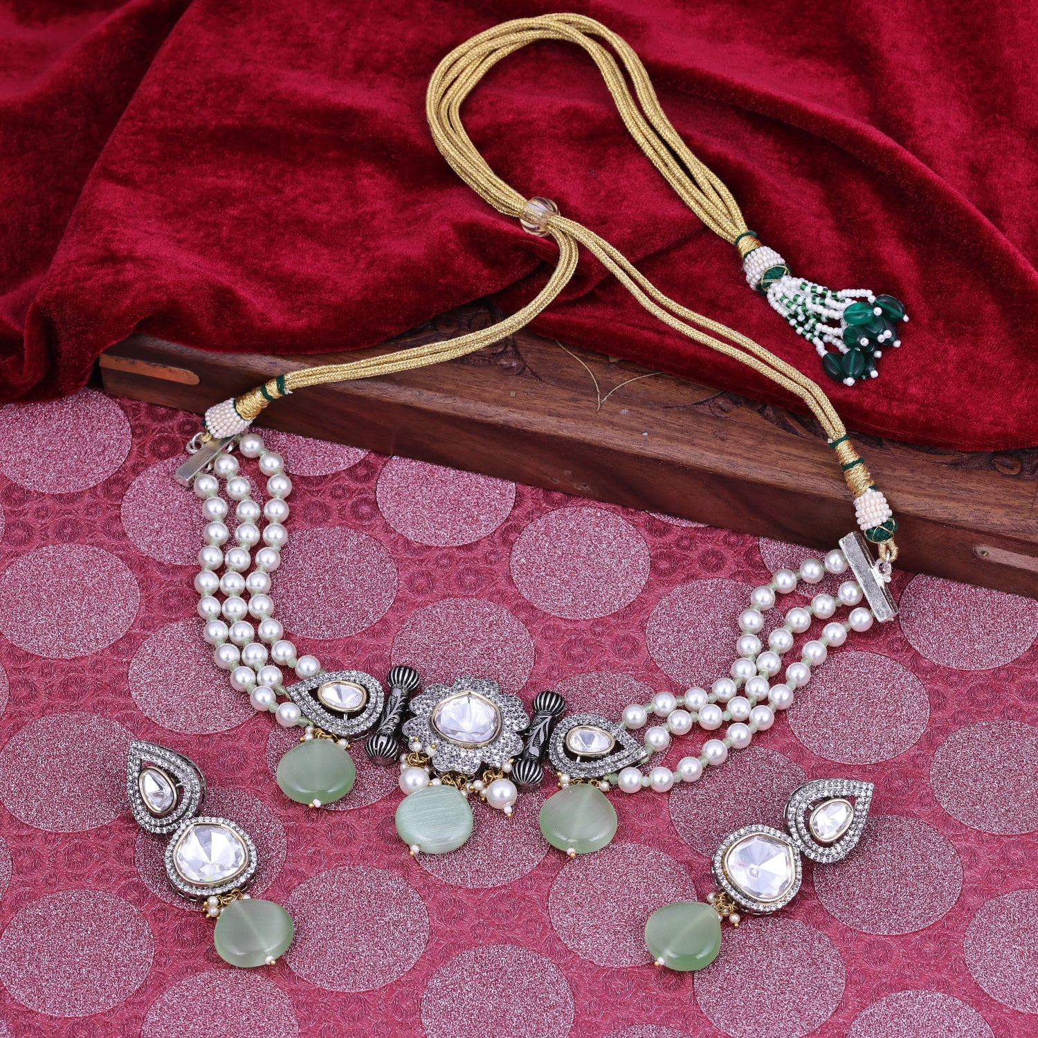 Sukkhi (Also Glamourous) White Gold Plated Cz & Pearl Choker Necklace Set For Women