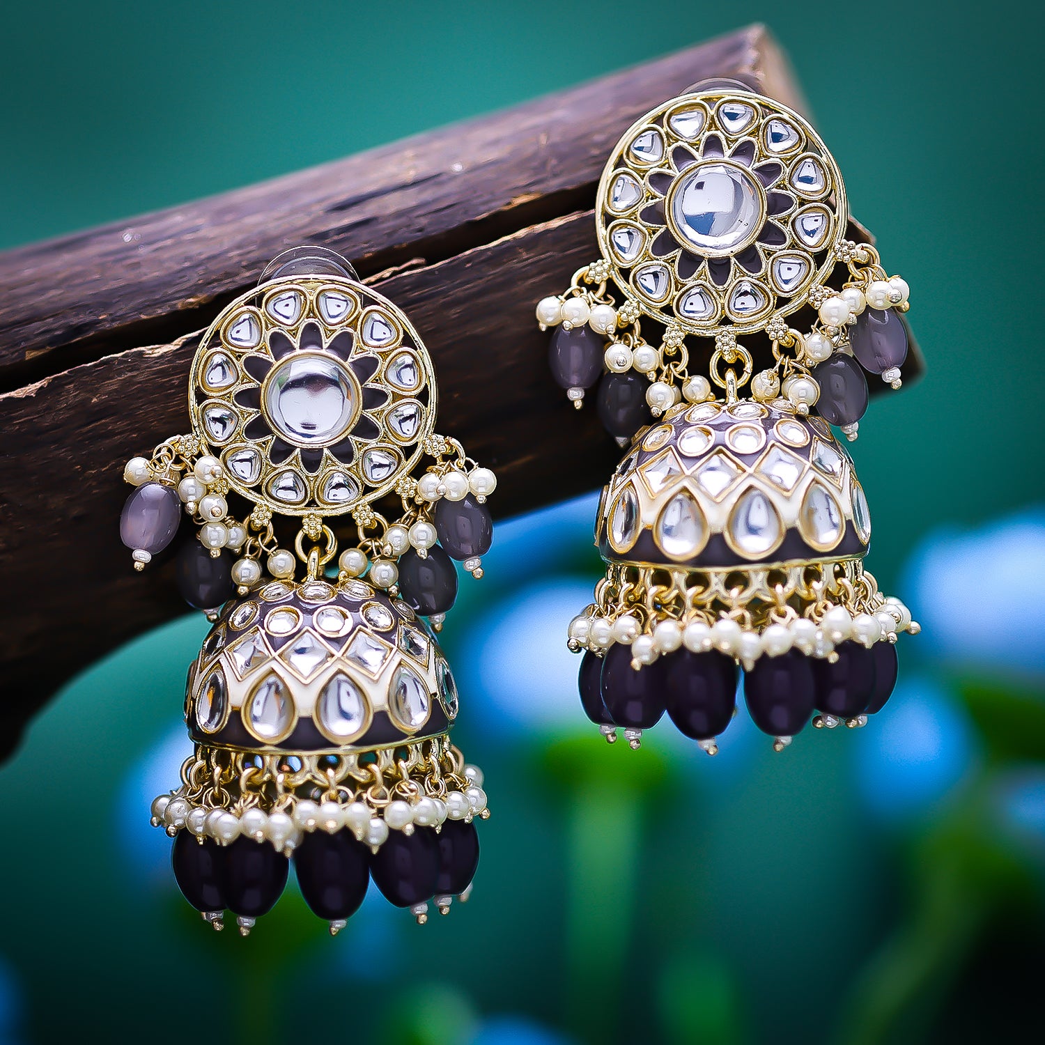 Sukkhi (Also Glamourous) Grey Gold Plated Pearl Jhumki Earring For Women