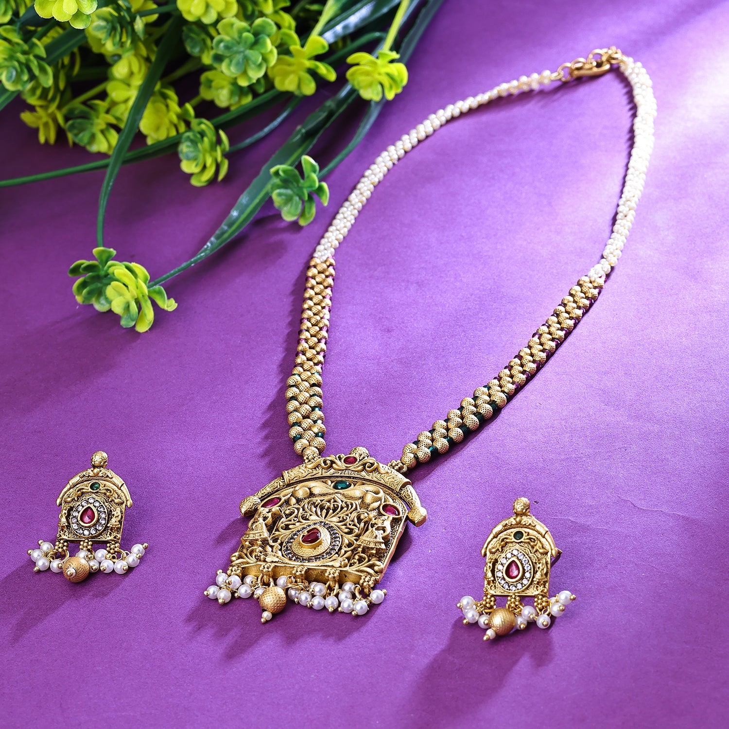Sukkhi Arresting Golden Kundan Gold Plated Traditional Necklace Set for Women