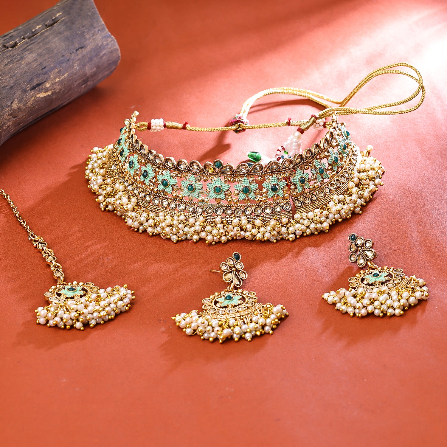 Sukkhi Circular Gold Plated Choker Necklace Set For Women