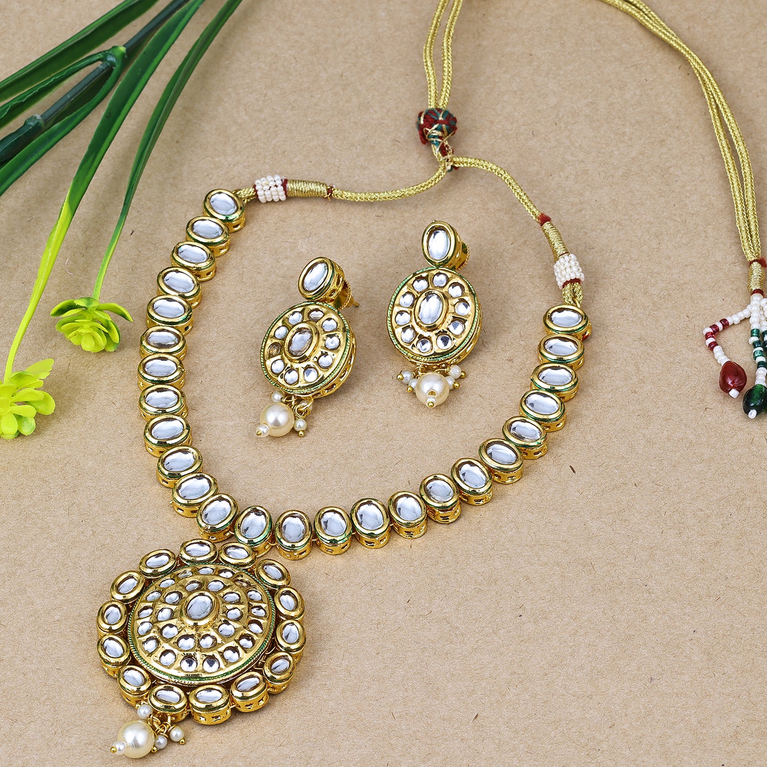 Sukkhi Sparkling Gold Plated Necklace Set For Women
