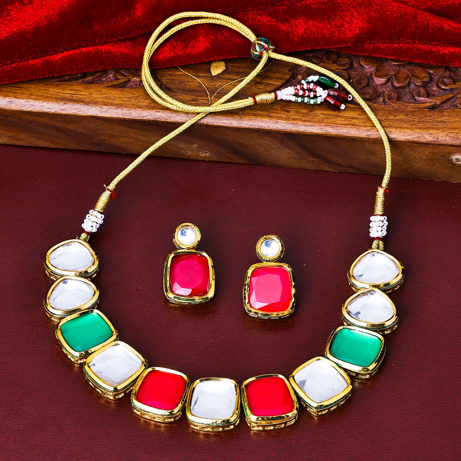Sukkhi Pleasing Gold Plated Necklace Set For Women