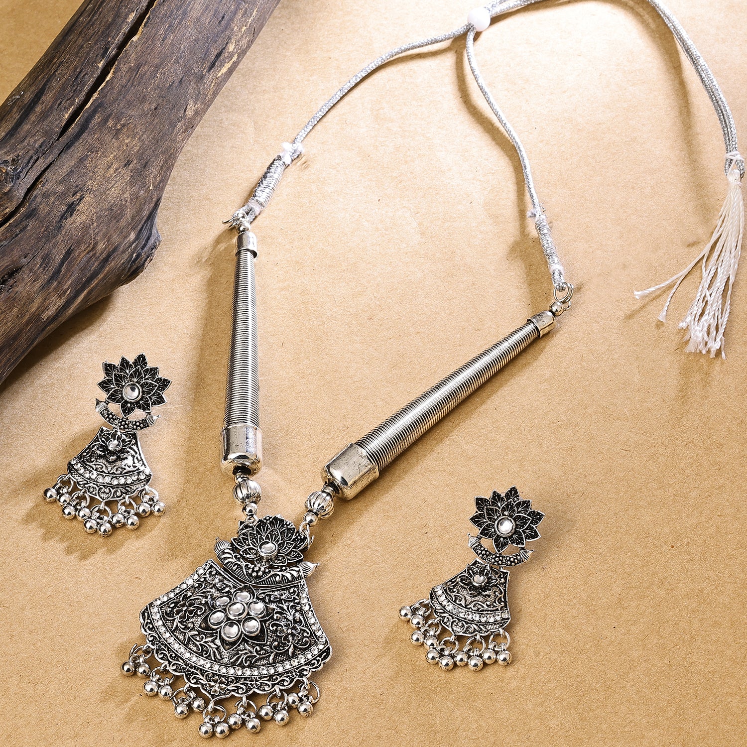 Sukkhi Glorious Oxidised Necklace Set For Women