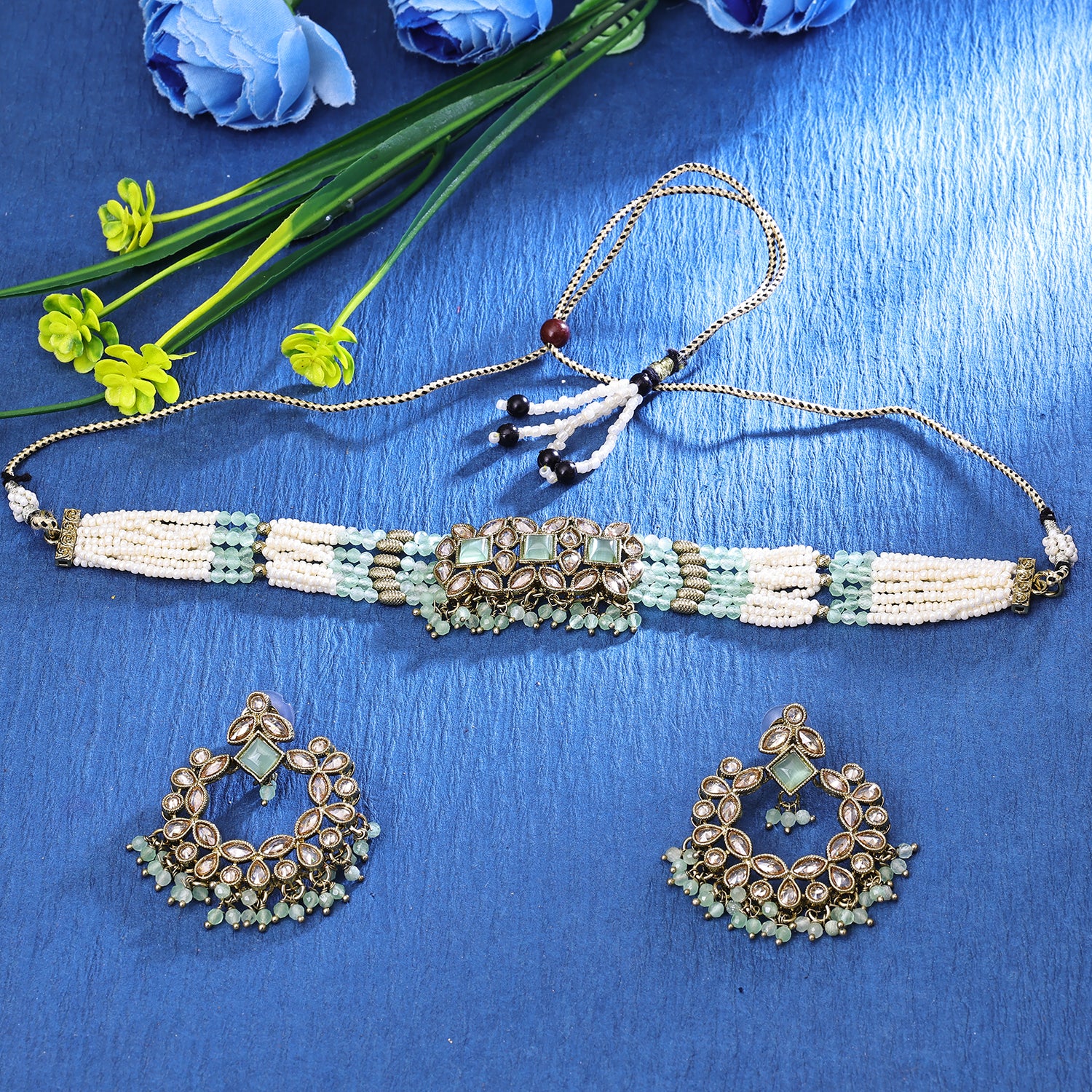 Sukkhi Incredible Gold Plated Choker Necklace Set For Women