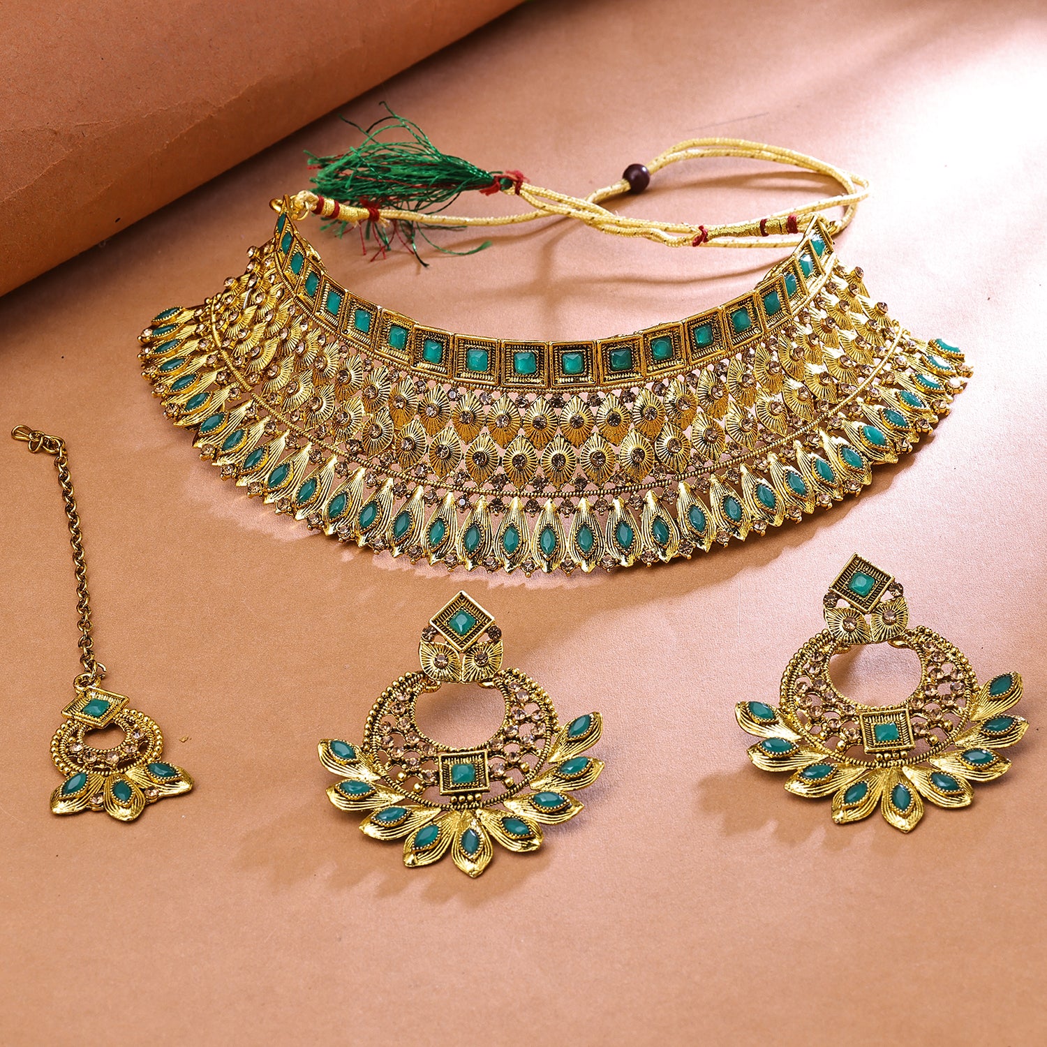 Sukkhi Dazzling Gold Plated Choker Necklace Set For Women
