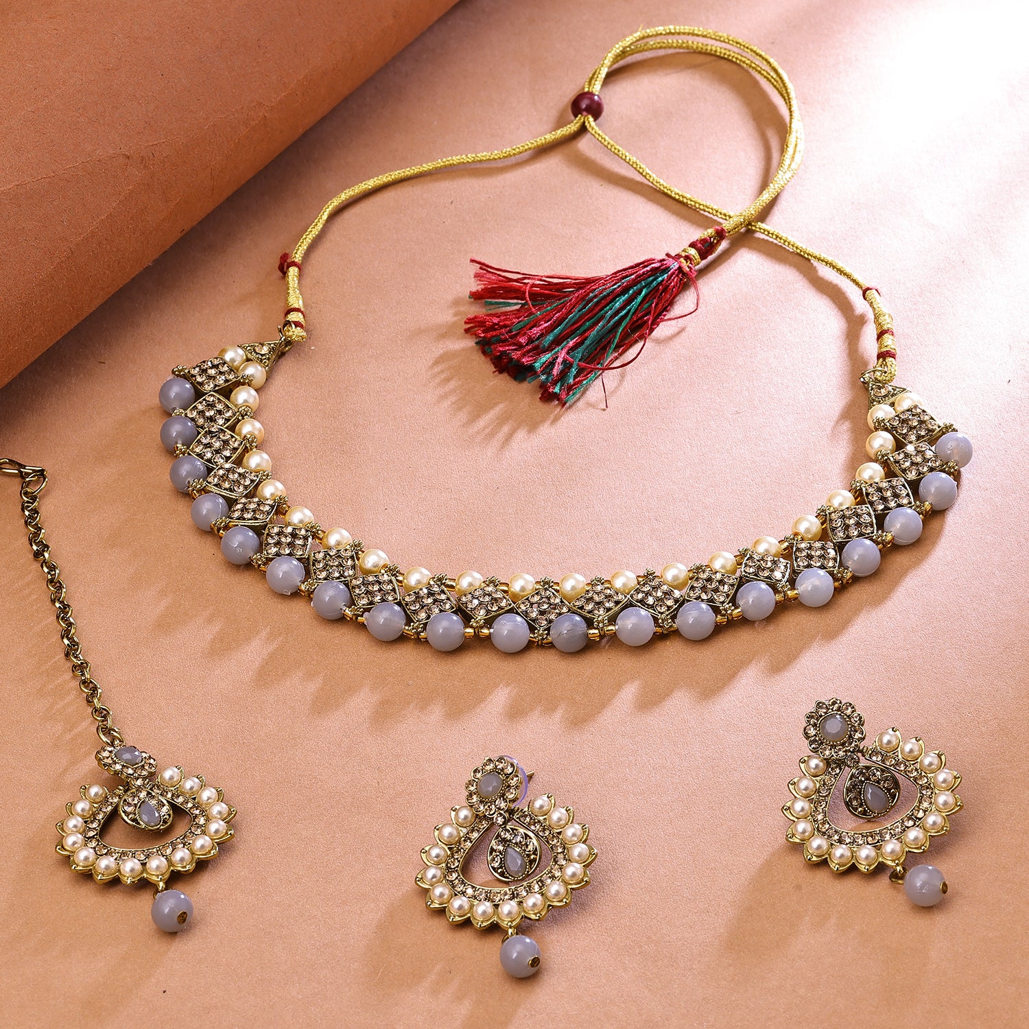 Sukkhi Splendid Gold Plated Choker Necklace Set For Women
