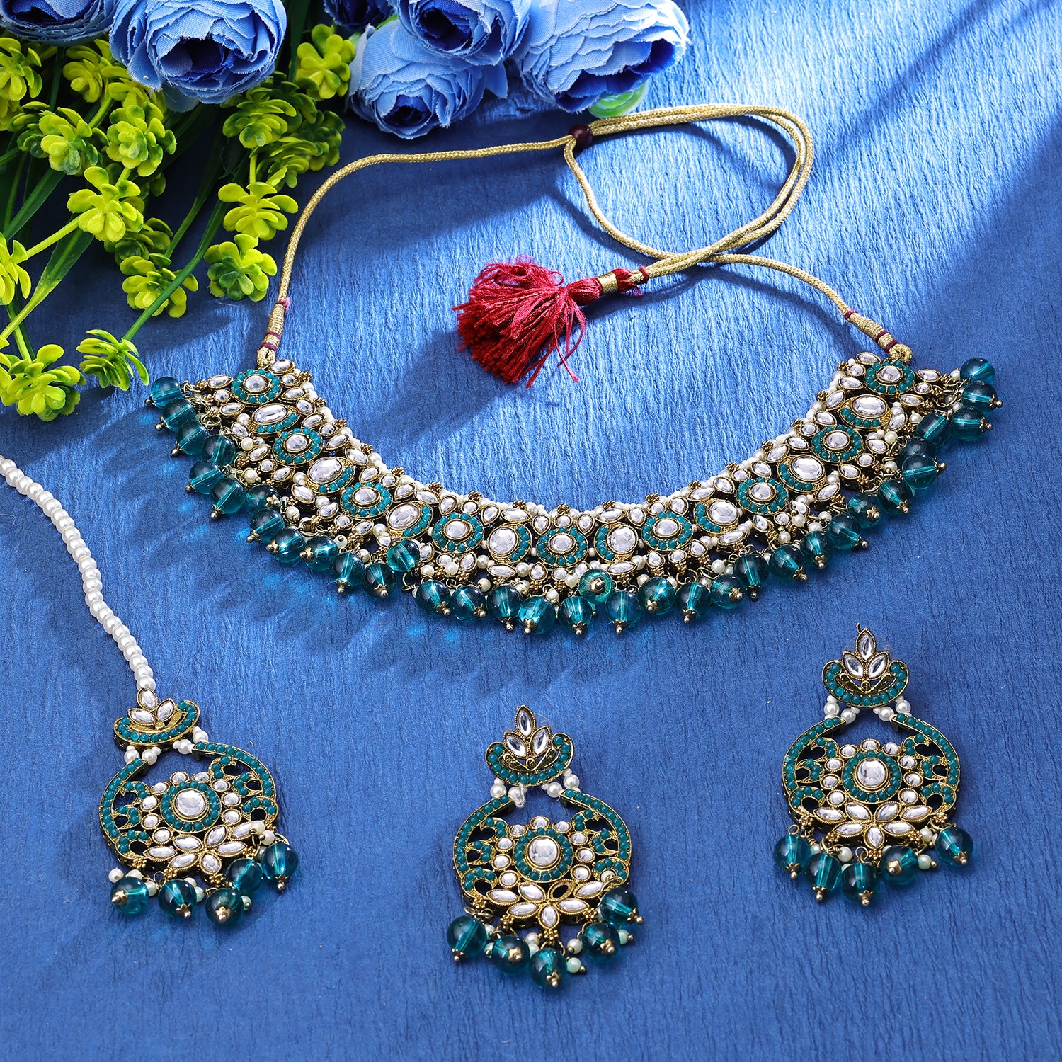 Sukkhi Glorious Gold Plated Choker Necklace Set For Women