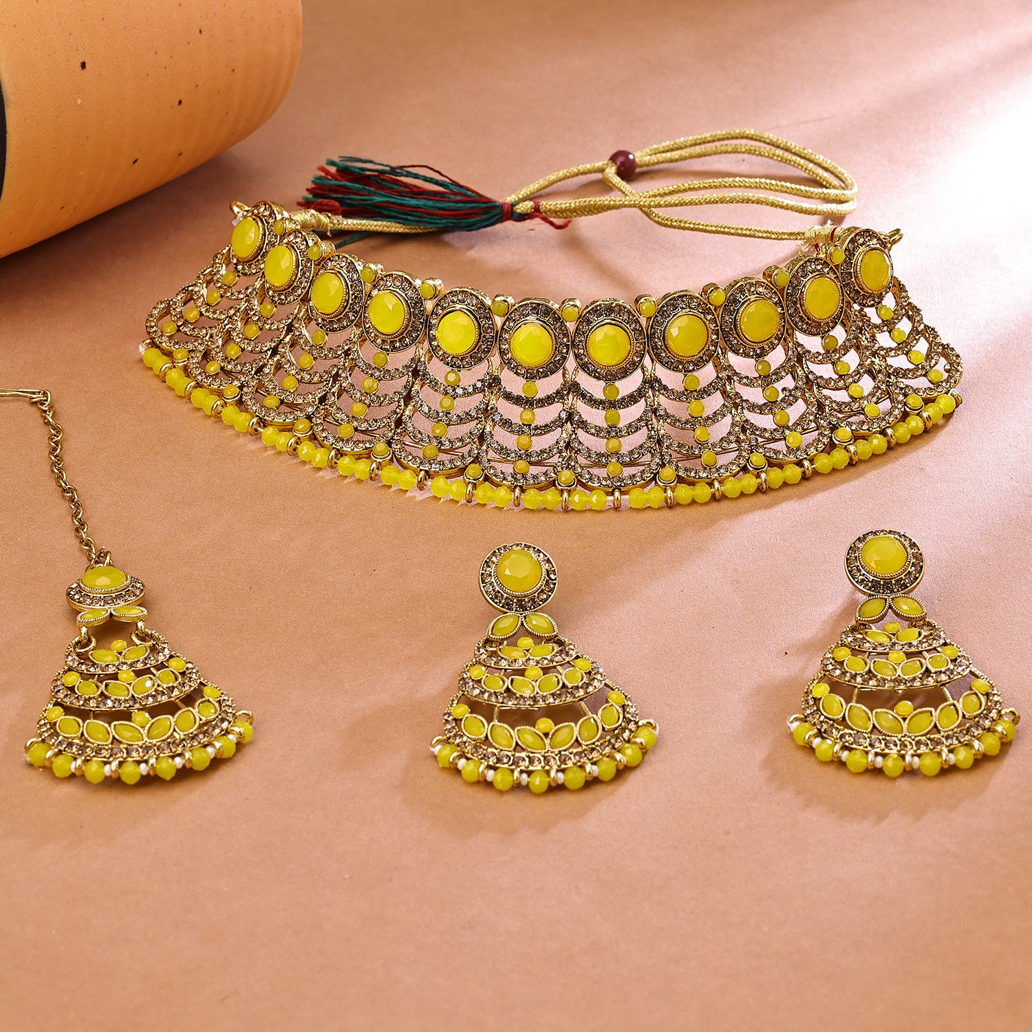 Sukkhi Sparkling Gold Plated Choker Necklace Set For Women