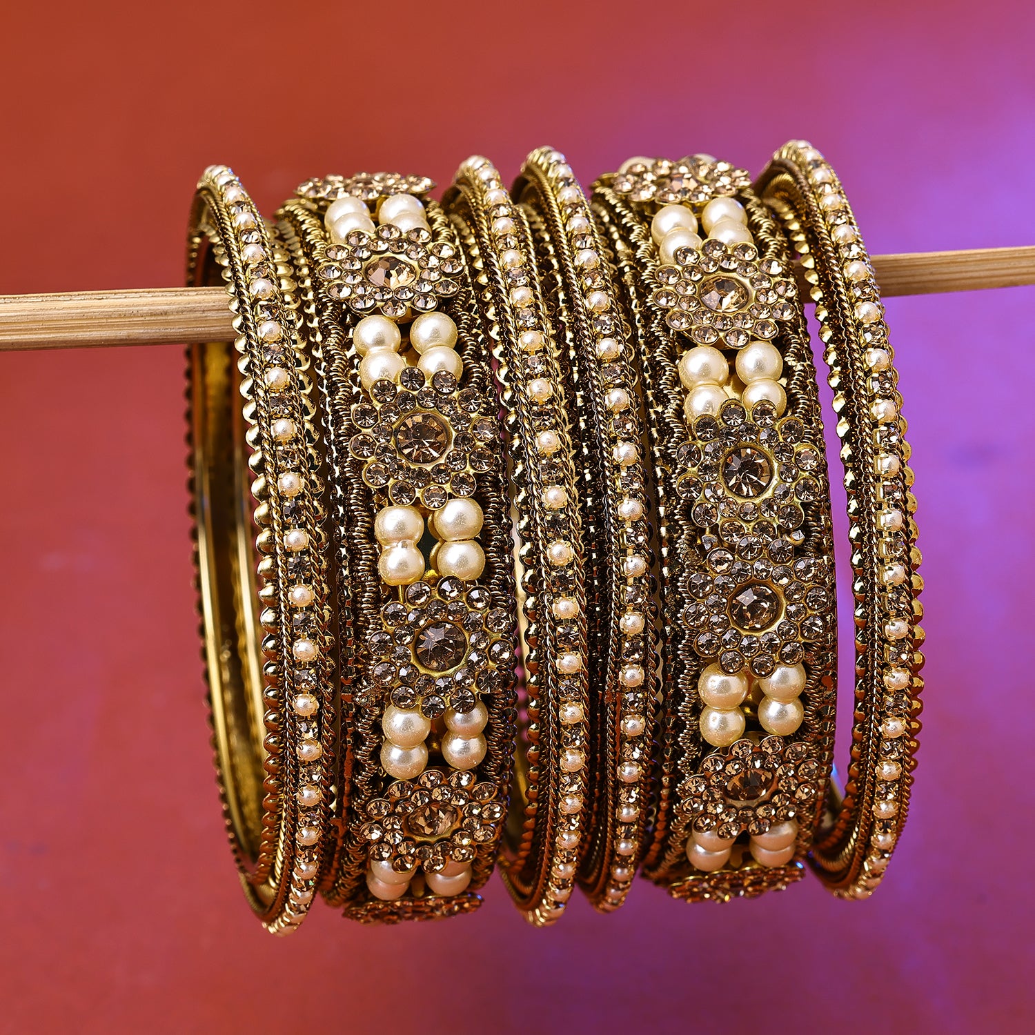 Sukkhi Gleaming Gold Plated Bangle Set For Women