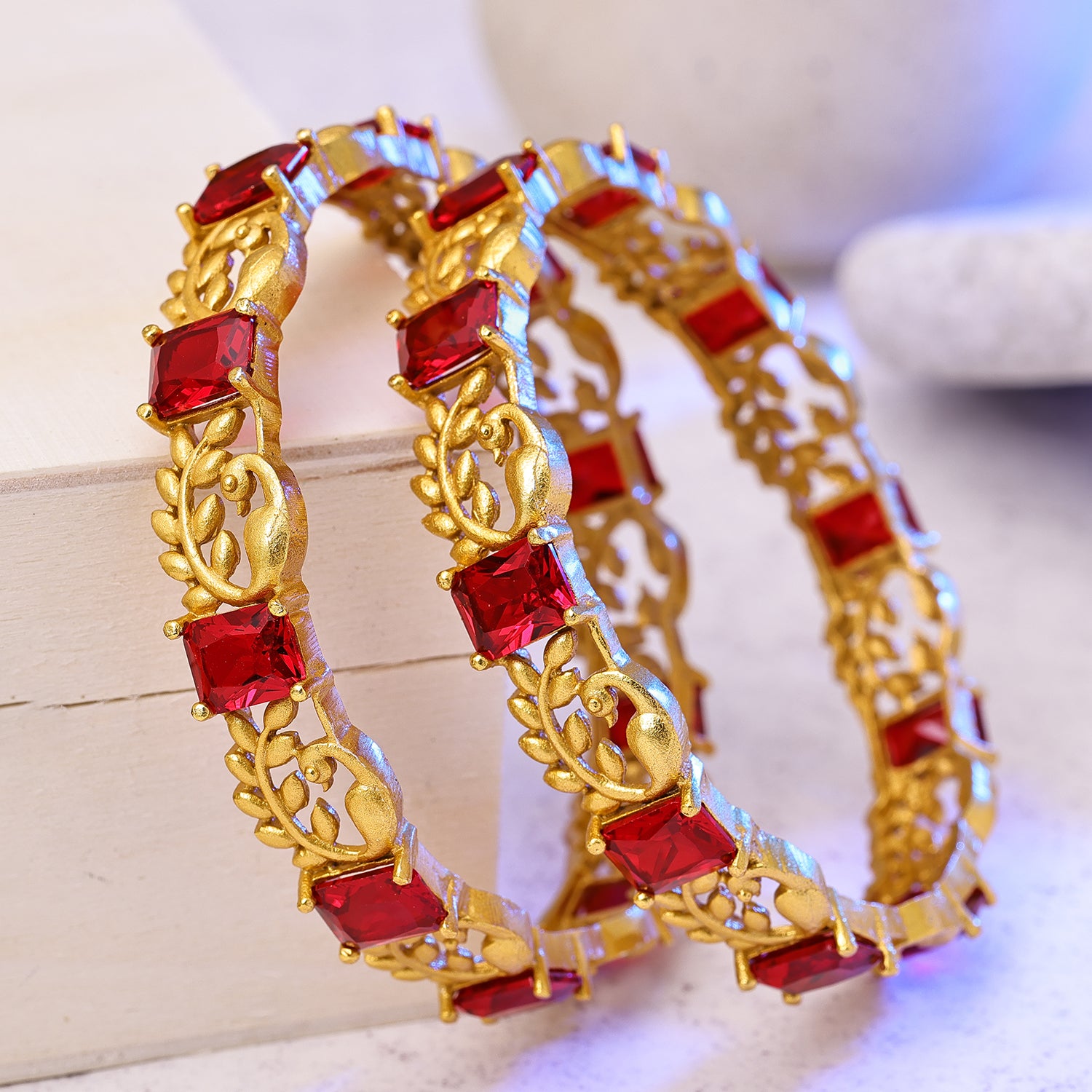 Sukkhi Lovely Gold Plated Set of 2 Bangles For Women