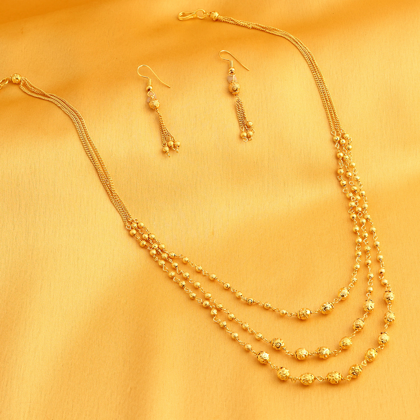 Sukkhi Sensational Pearl Gold Plated Kundan Set of 3 Necklace Combo for Women