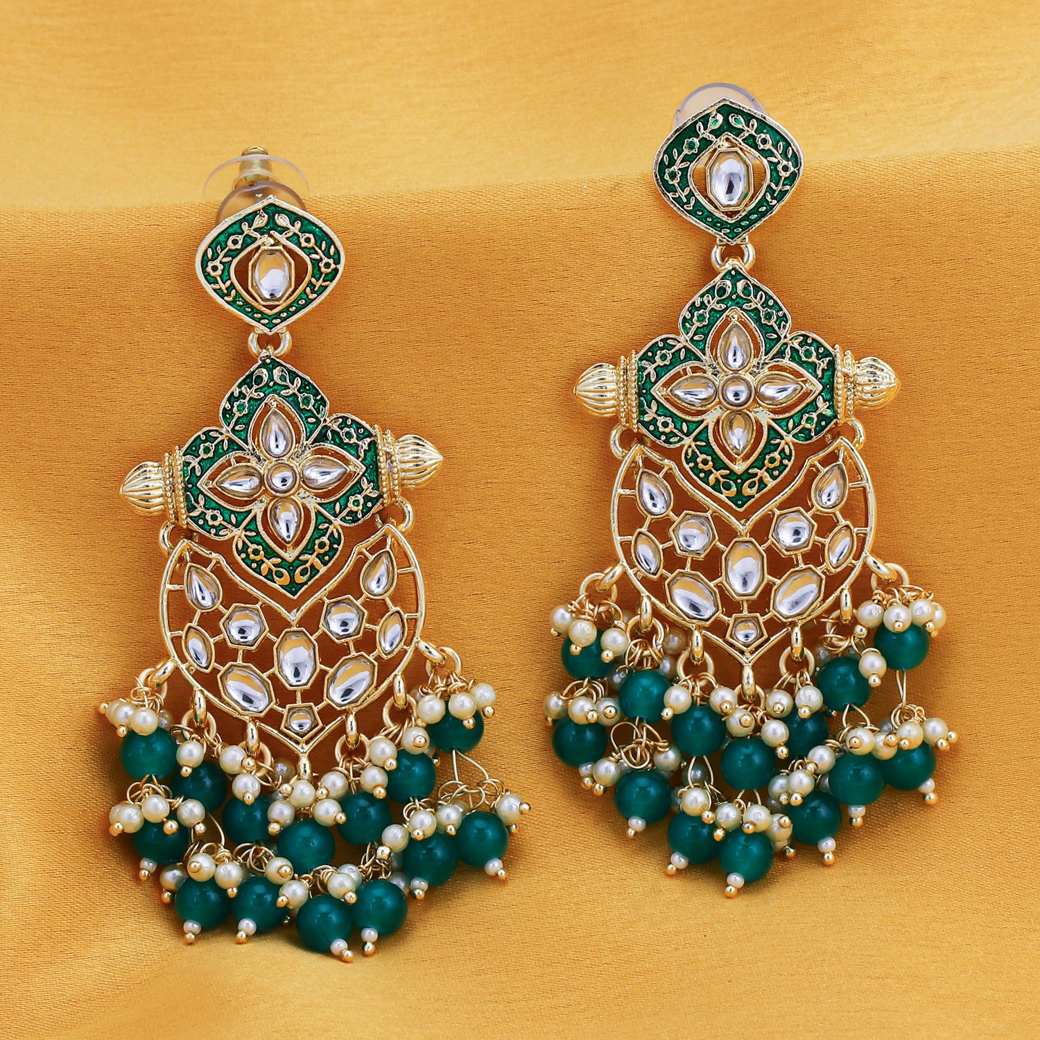 Sukkhi Fabulous Pearl Gold Plated Kundan Meenakari Chandelier Earring for Women