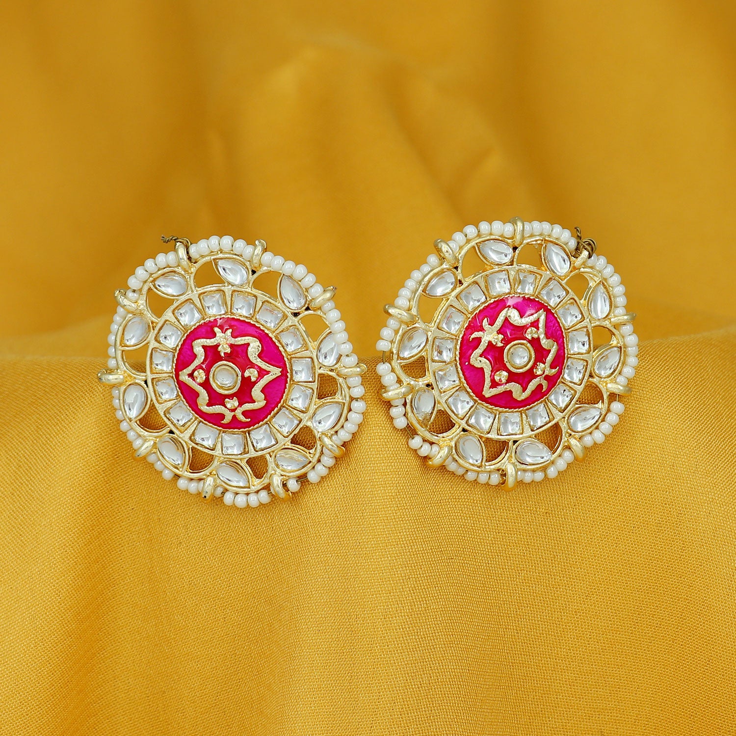 Sukkhi Fabulous Pearl Gold Plated Kundan Meenakari Stud Earring For Women