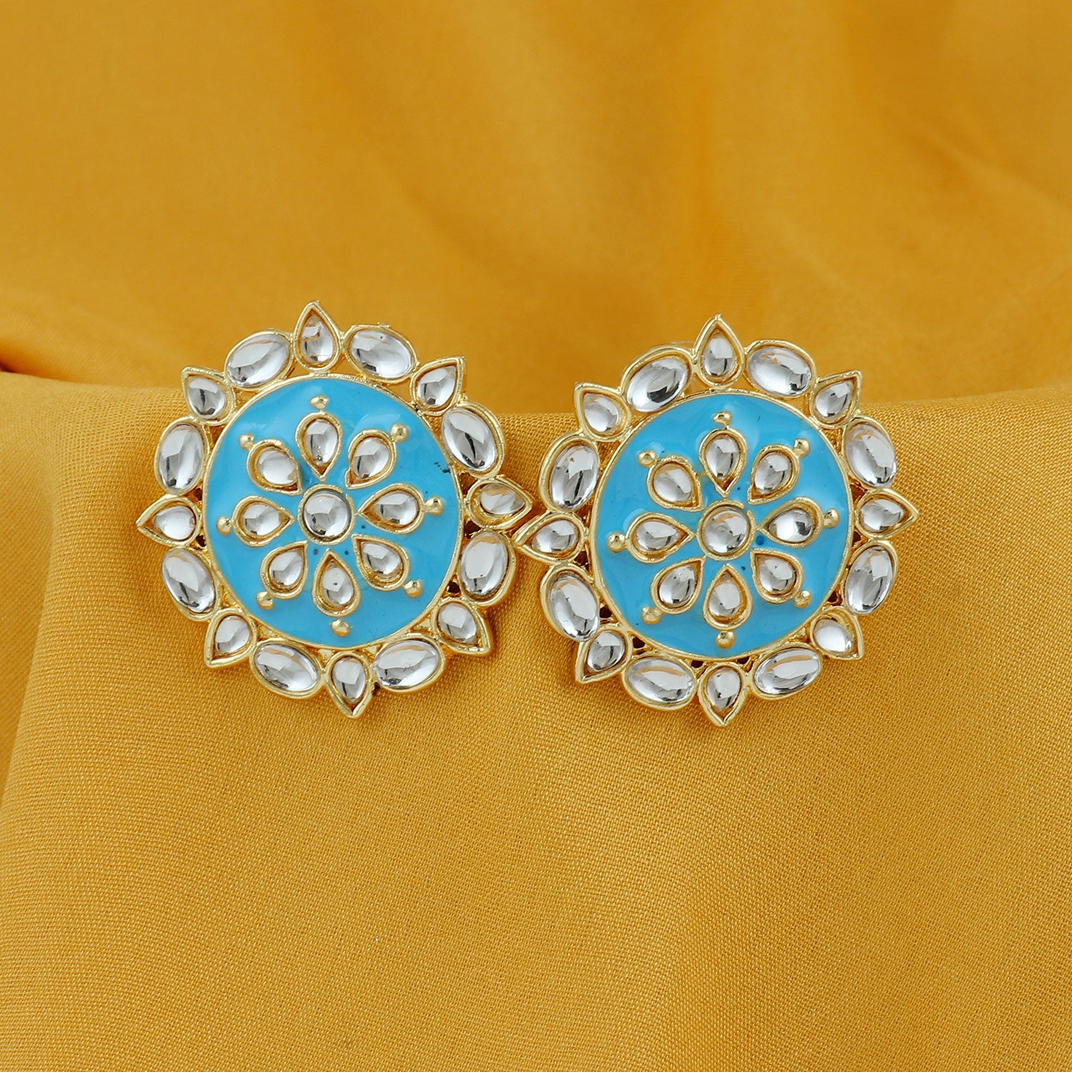 Sukkhi Charming Gold Plated Kundan Stud Earring for Women