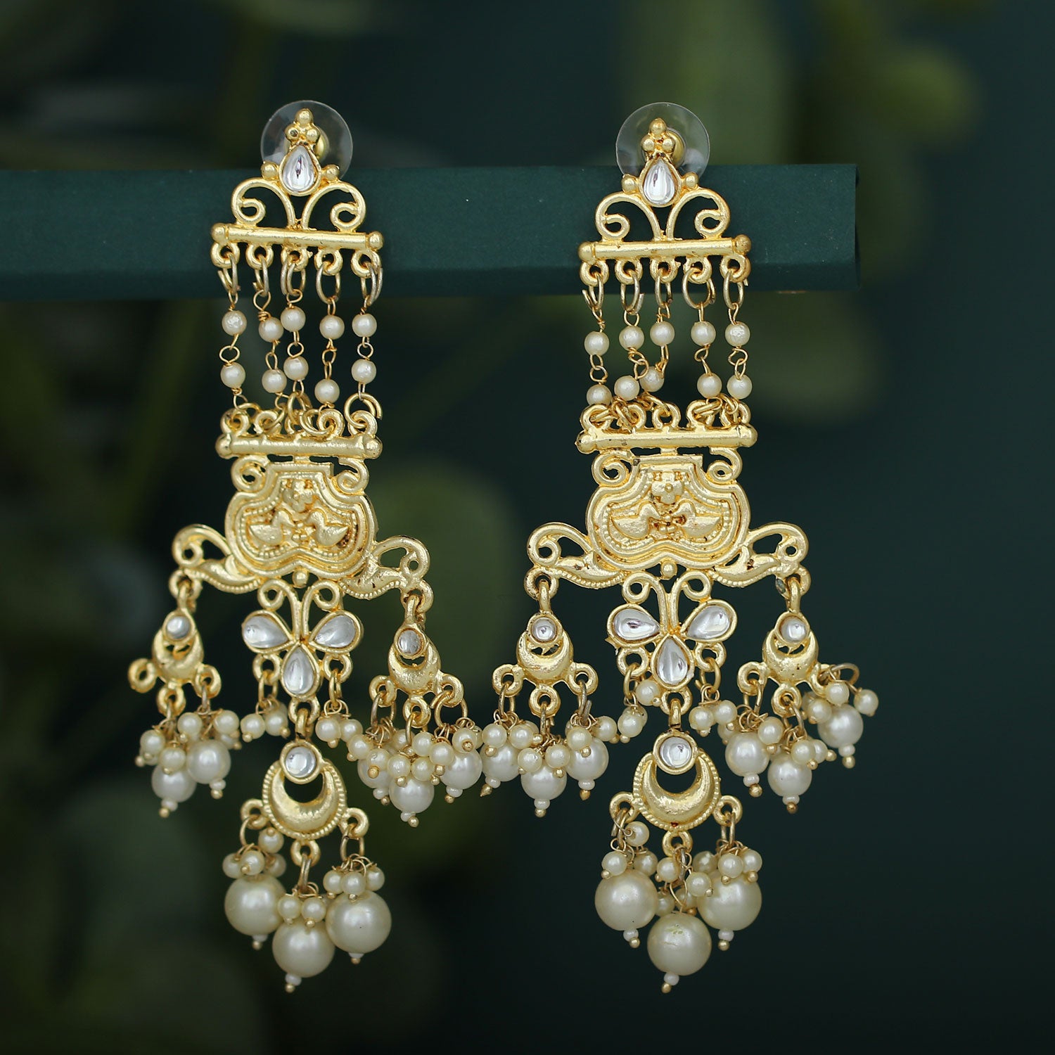Sukkhi Glossy Pearl Gold Plated Kundan Meenakari Chandelier Earring For Women