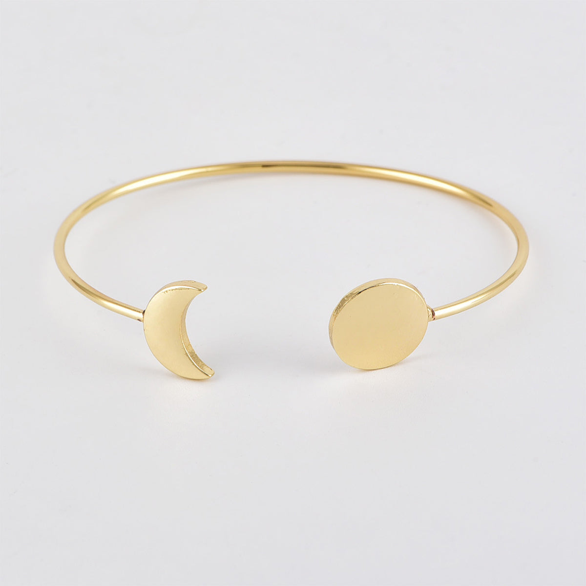 Scintillare by Sukkhi Glorious Gold Plated Set of 4 Multilayered Bracelet for Women