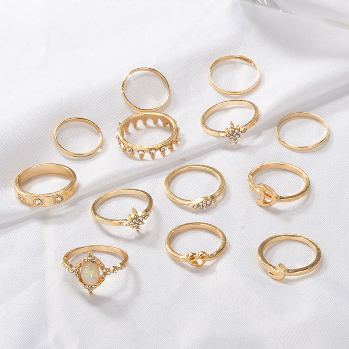 Scintillare by Sukkhi Adorable Gold Plated Rings Combo for Women