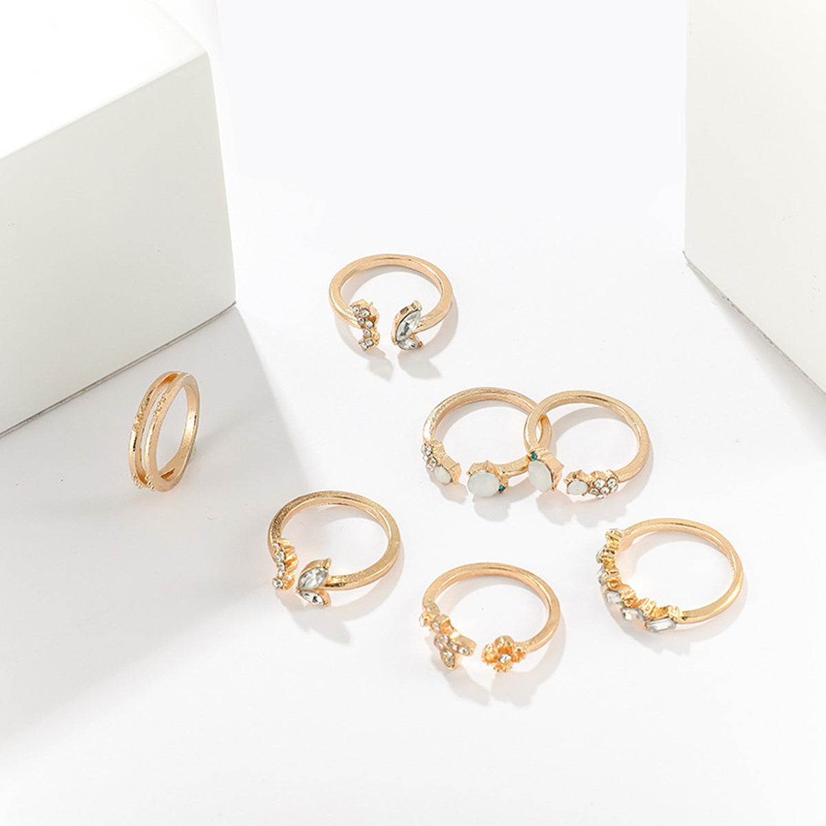 Scintillare by Sukkhi Glimmery Gold Plated Rings Combo for Women