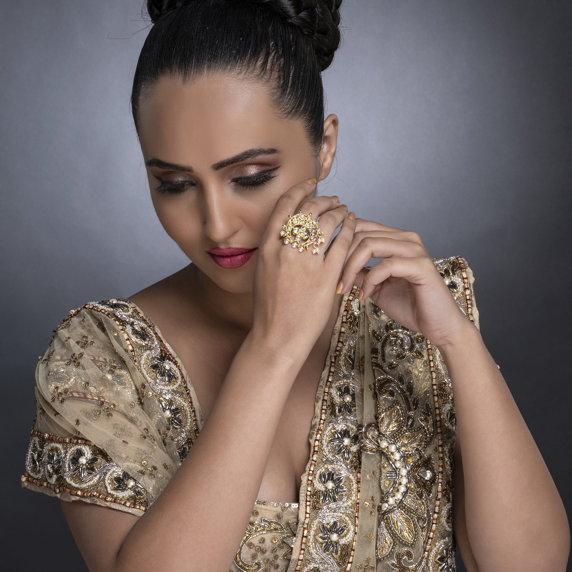 Sukkhi Fashionable Pearl Gold Plated Kundan Ring Worn By Karisma Kapoor