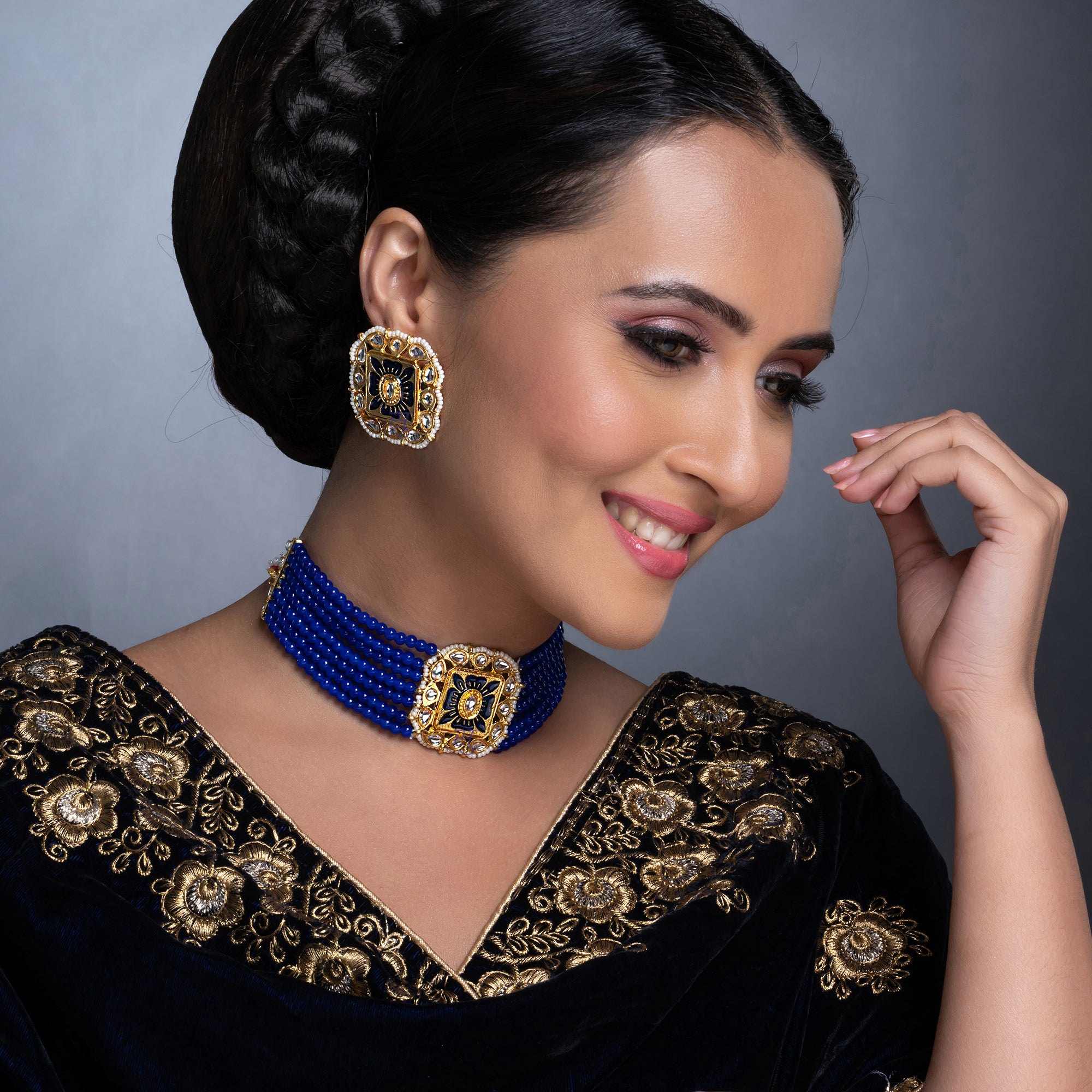 Sukkhi Graceful Kundan Gold Plated Meenakari Choker Necklace Set Worn By Karisma Kapoor