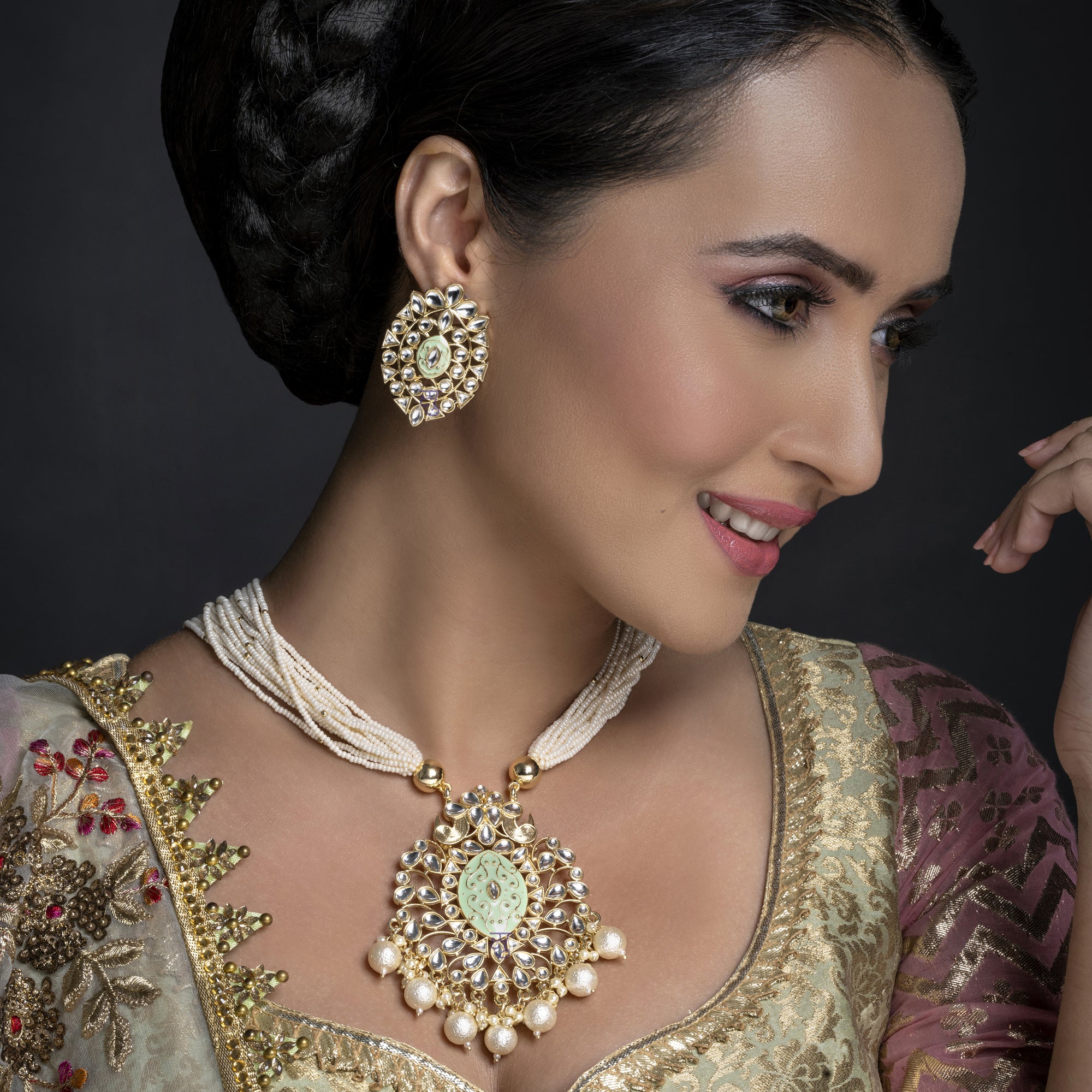Sukkhi Marvellous Kundan Gold Plated Pearl Mint Necklace Set Worn By Karisma Kapoor