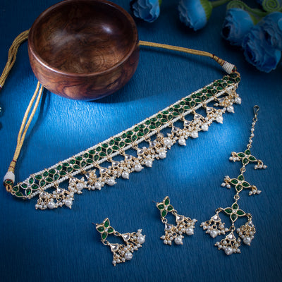 Sukkhi Splendid Gold Plated Kundan & Pearl Choker Necklace Set Worn By Karisma Kapoor