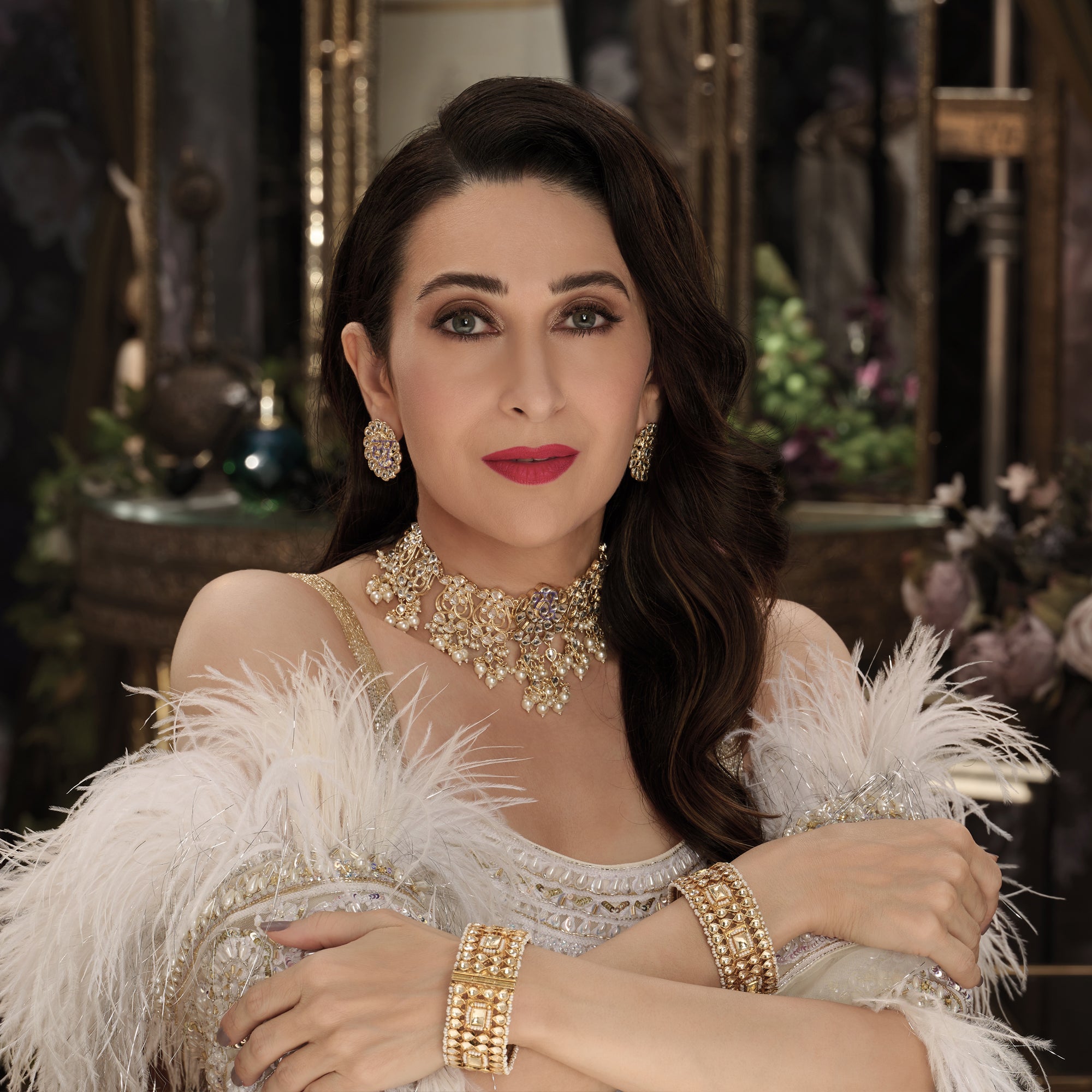 Sukkhi Exotic Gold Plated Kundan & Pearl Choker Necklace Set Worn By Karisma Kapoor