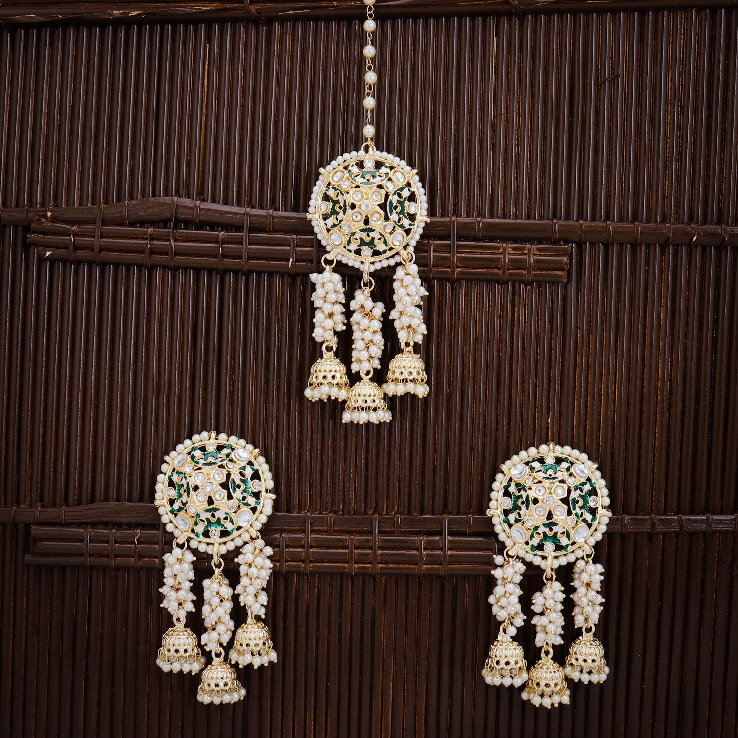 Sukkhi Stylish Kundan Gold Plated Pearl Drop Jhumki Earring Maangtikka For Women