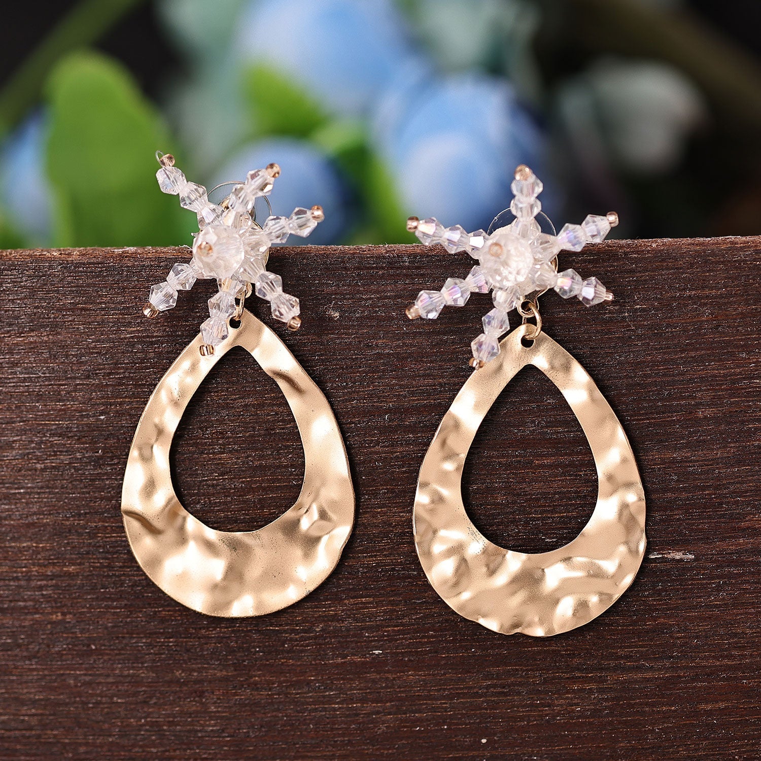Sukkhi Graceful Drop Pearl Golden Gold Plated Earring For Women