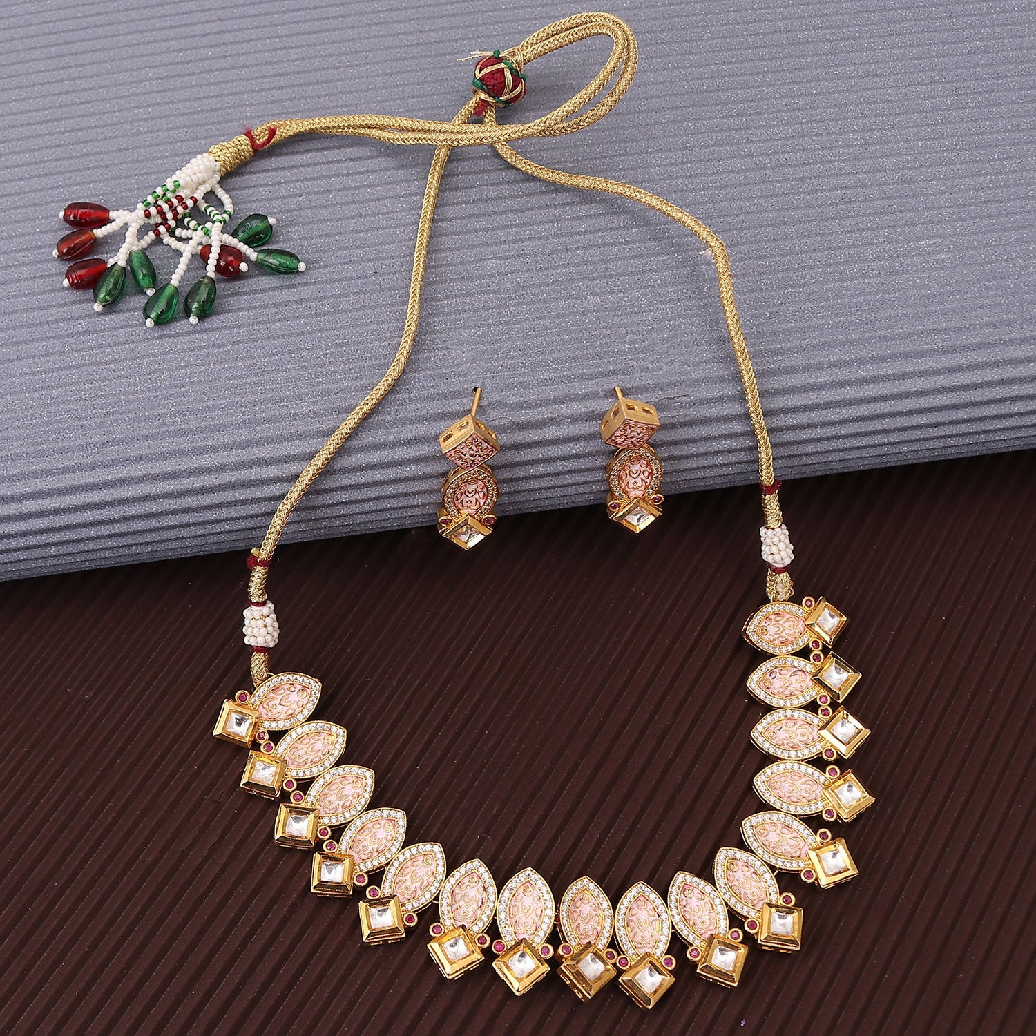 Sukkhi Incredible Amazing Gold Plated Kundan & CZ Choker Necklace Set For Women