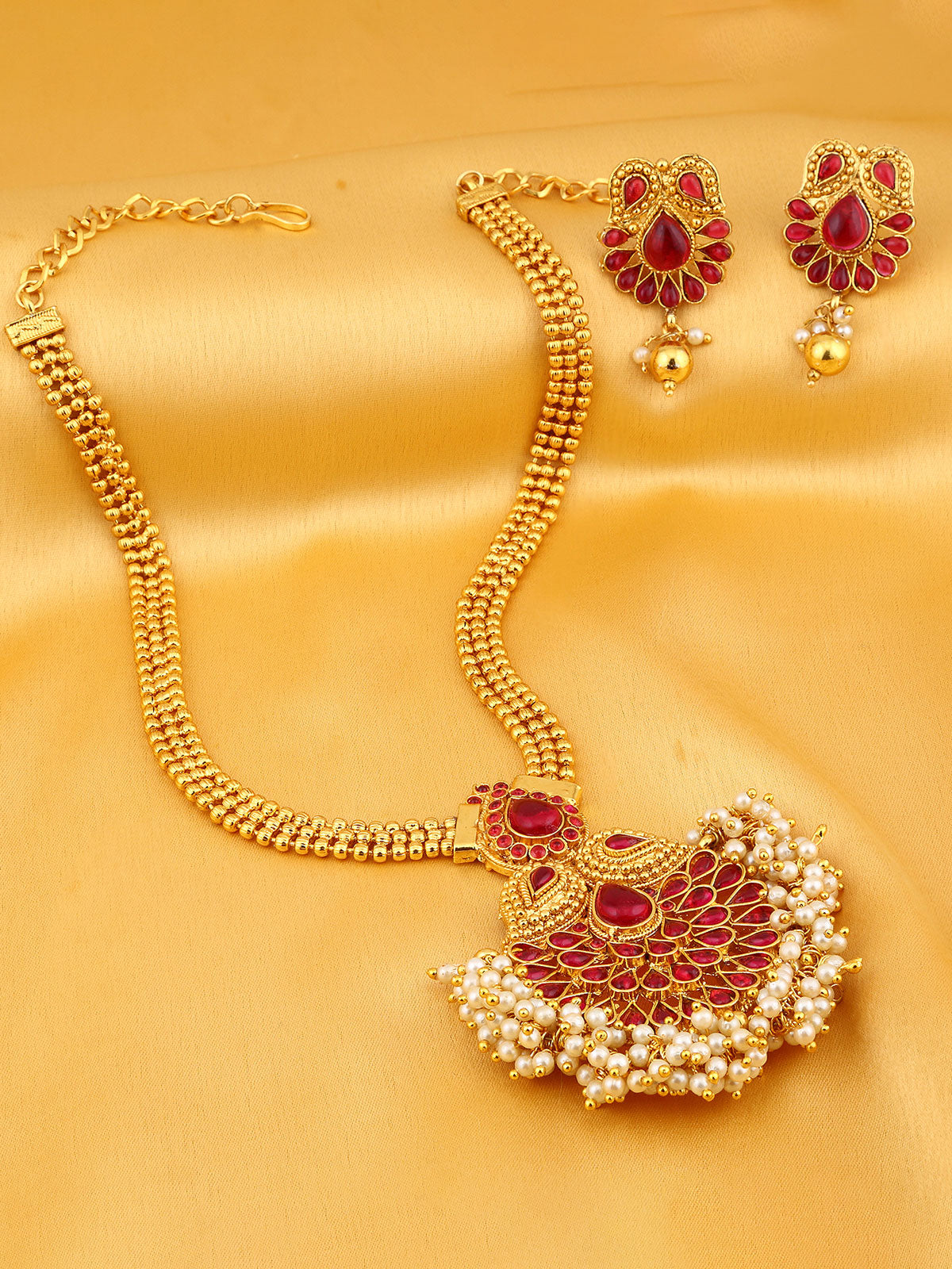 Sukkhi Divine Kairi Gold Plated Necklace Set For Women 3195NGLDPP1050