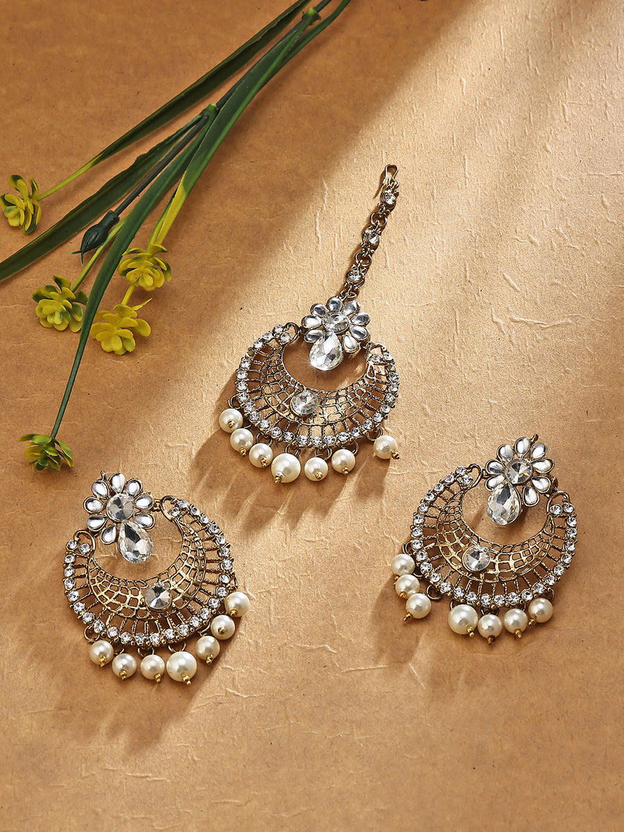 Sukkhi Glittery Pearl Gold Plated Kundan Chandbali Earring With Maangtikka Set For Women 6862EADD900