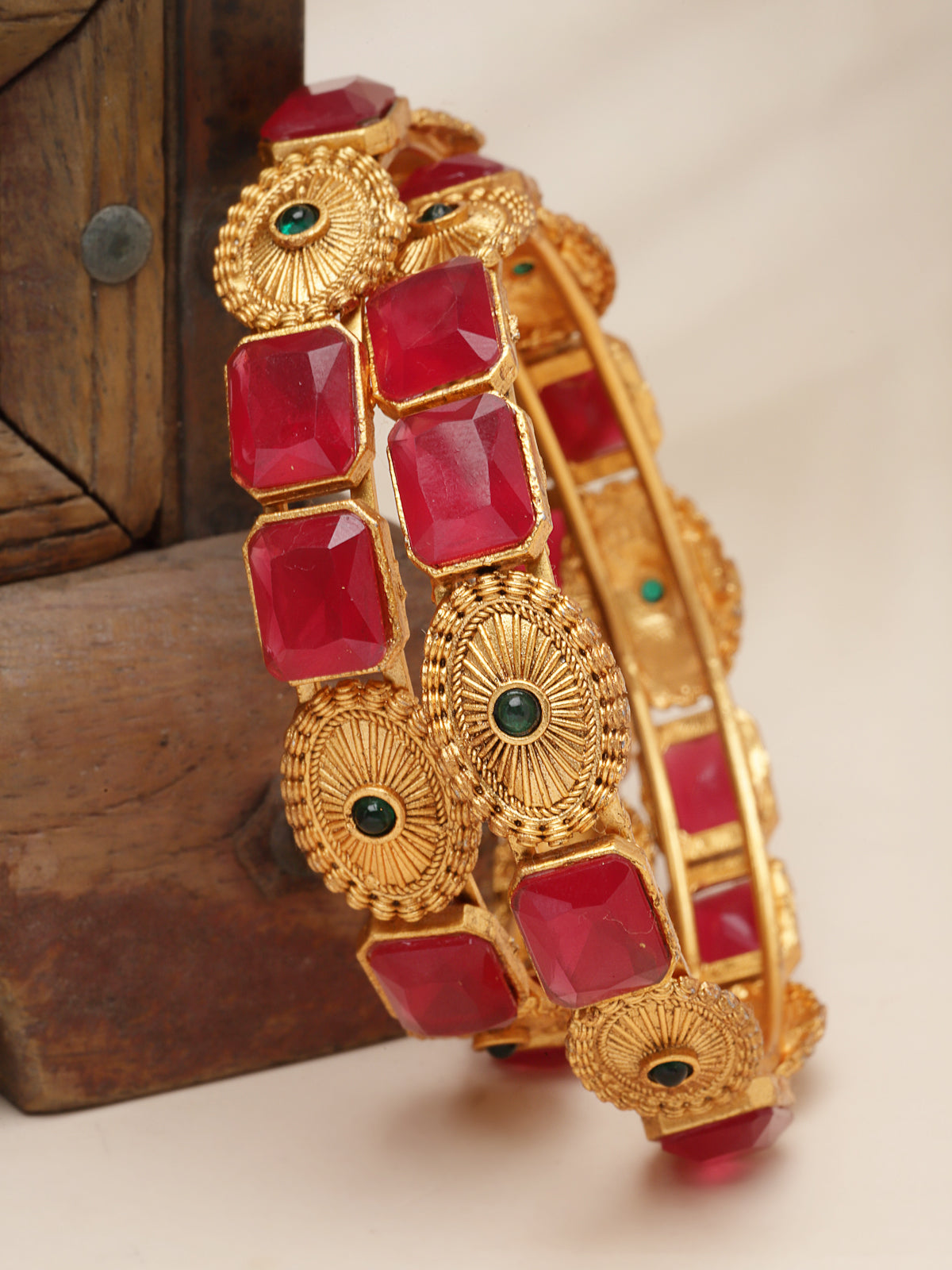 Sukkhi Trendy Gold Plated Red And Green Kada Bracelet Bangle Jewellery Set for Women & Girls | Set of 2 Latest Design | Birthday Anniversary Gift for Women|B105862