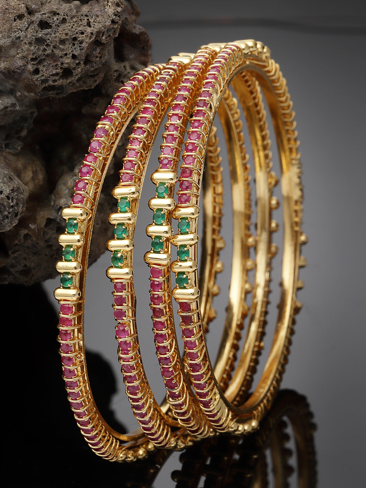 Sukkhi Bewitching Stylish Gold Plated Red And Green Thin Bracelet Bangle Set Jewellery for Women & Girls | Set of 4 Latest Design | Birthday Anniversary Gift for Women|B105872
