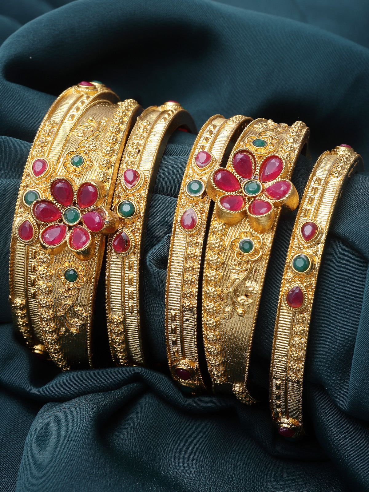 Sukkhi Indian Traditional Floral Gold Plated Red And Green Bracelet Bangle Set Jewellery for Women & Girls | Set of 6 Latest Design | Birthday Anniversary Gift for Women|B105887