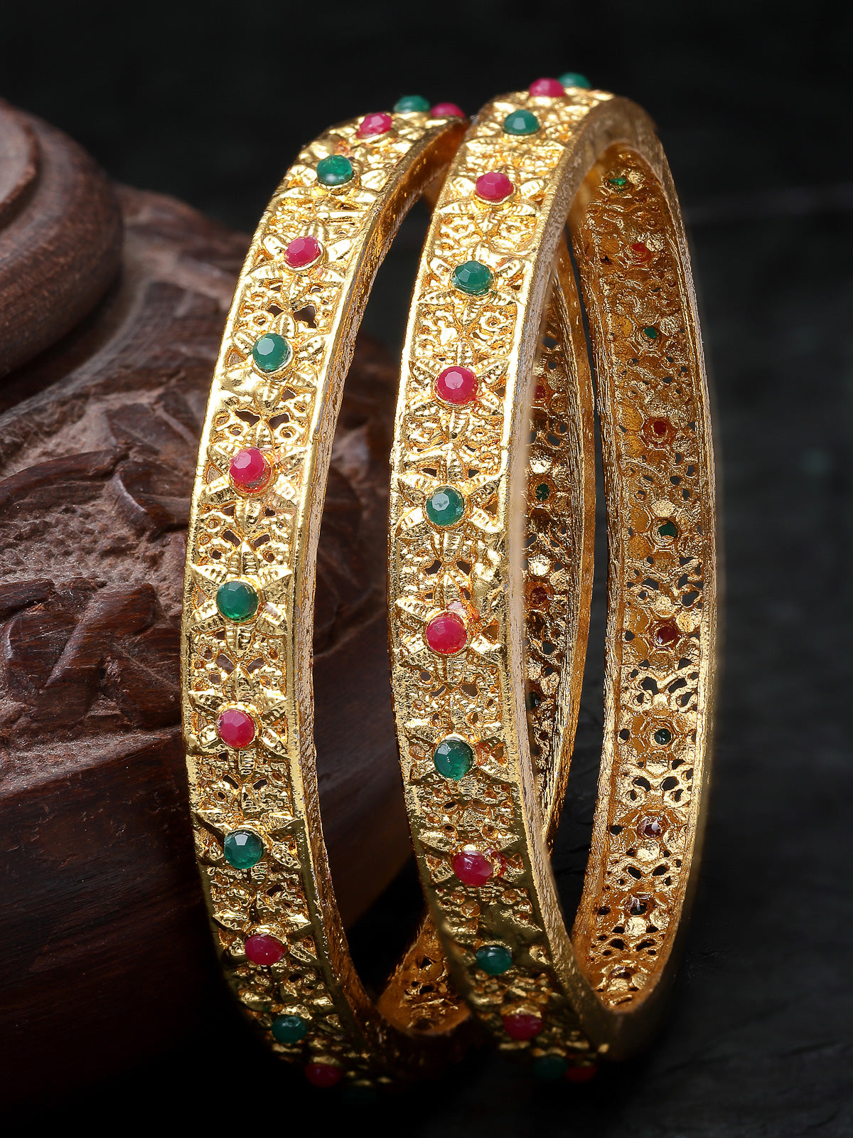 Sukkhi Incedible Gold Plated Red And Green Color Set of 2 Bracelet Bangle Set Jewellery for Women & Girls|Latest Design|Birthday Anniversary Gift for Women|B105925